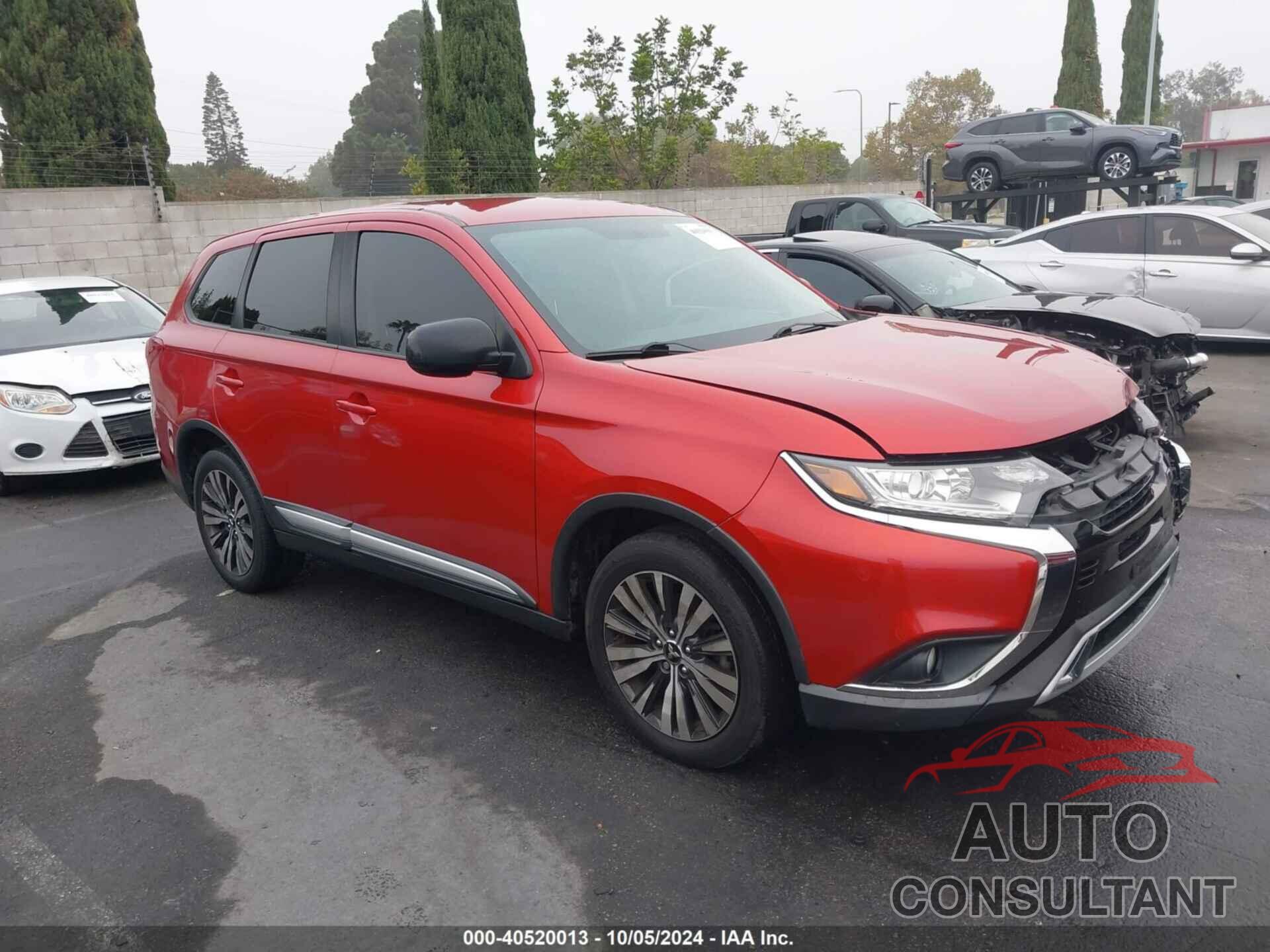 MITSUBISHI OUTLANDER 2019 - JA4AD2A37KZ010210