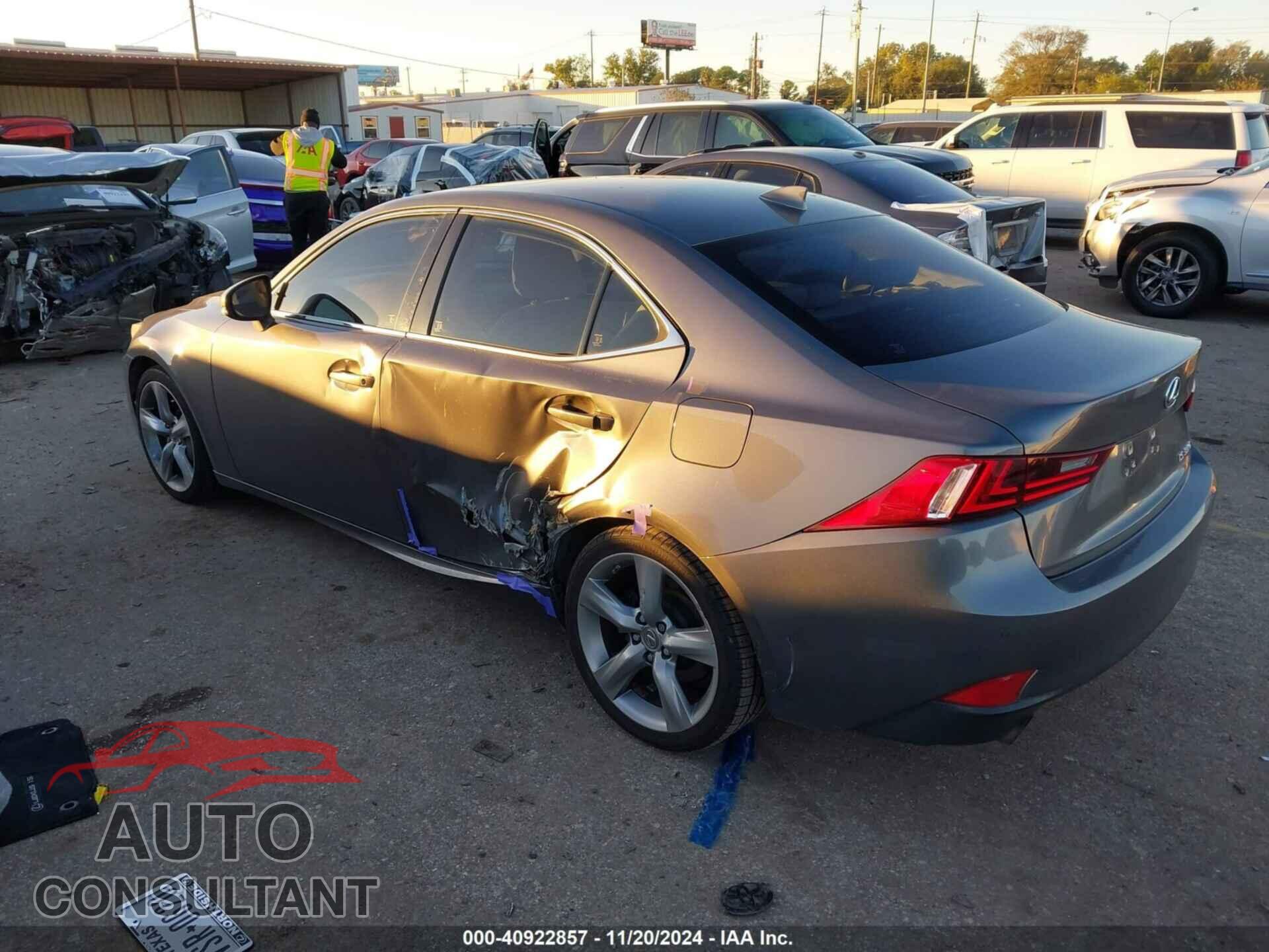 LEXUS IS 350 2014 - JTHBE1D29E5004357