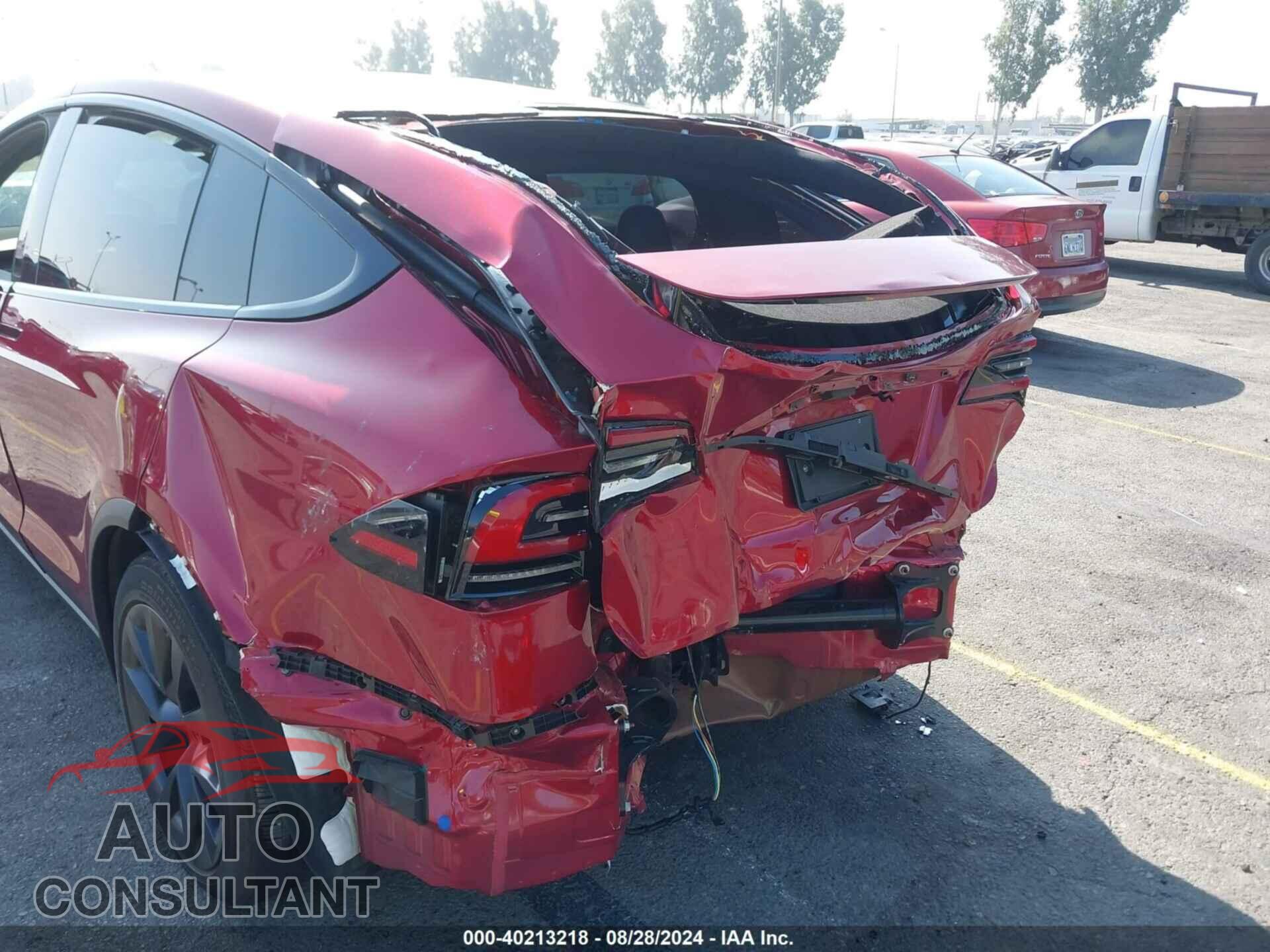 TESLA MODEL X 2024 - 7SAXCDE55RF436619