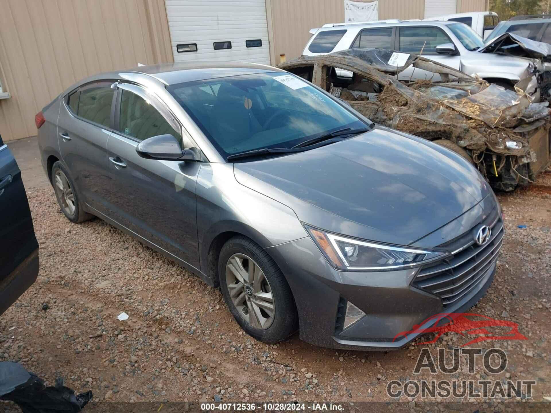 HYUNDAI ELANTRA 2019 - 5NPD84LF1KH479357