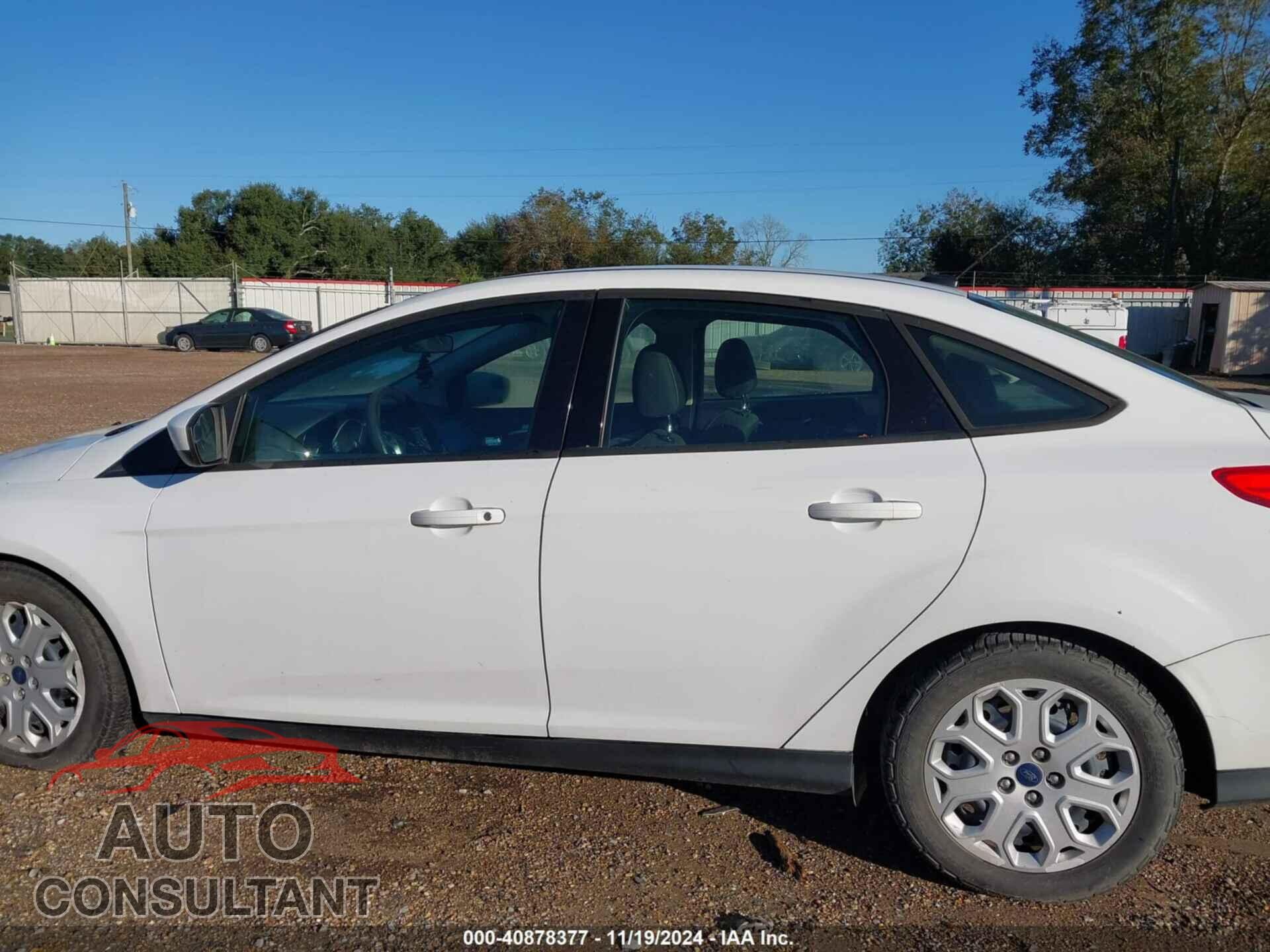 FORD FOCUS 2012 - 1FAHP3F24CL235048
