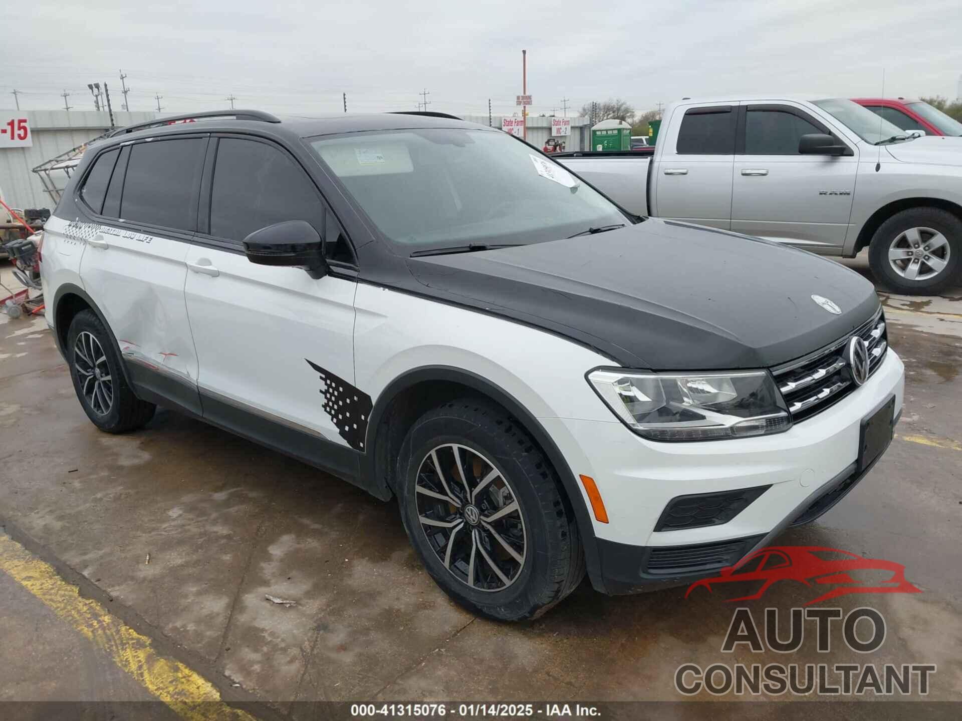 VOLKSWAGEN TIGUAN 2021 - 3VV3B7AX6MM103519