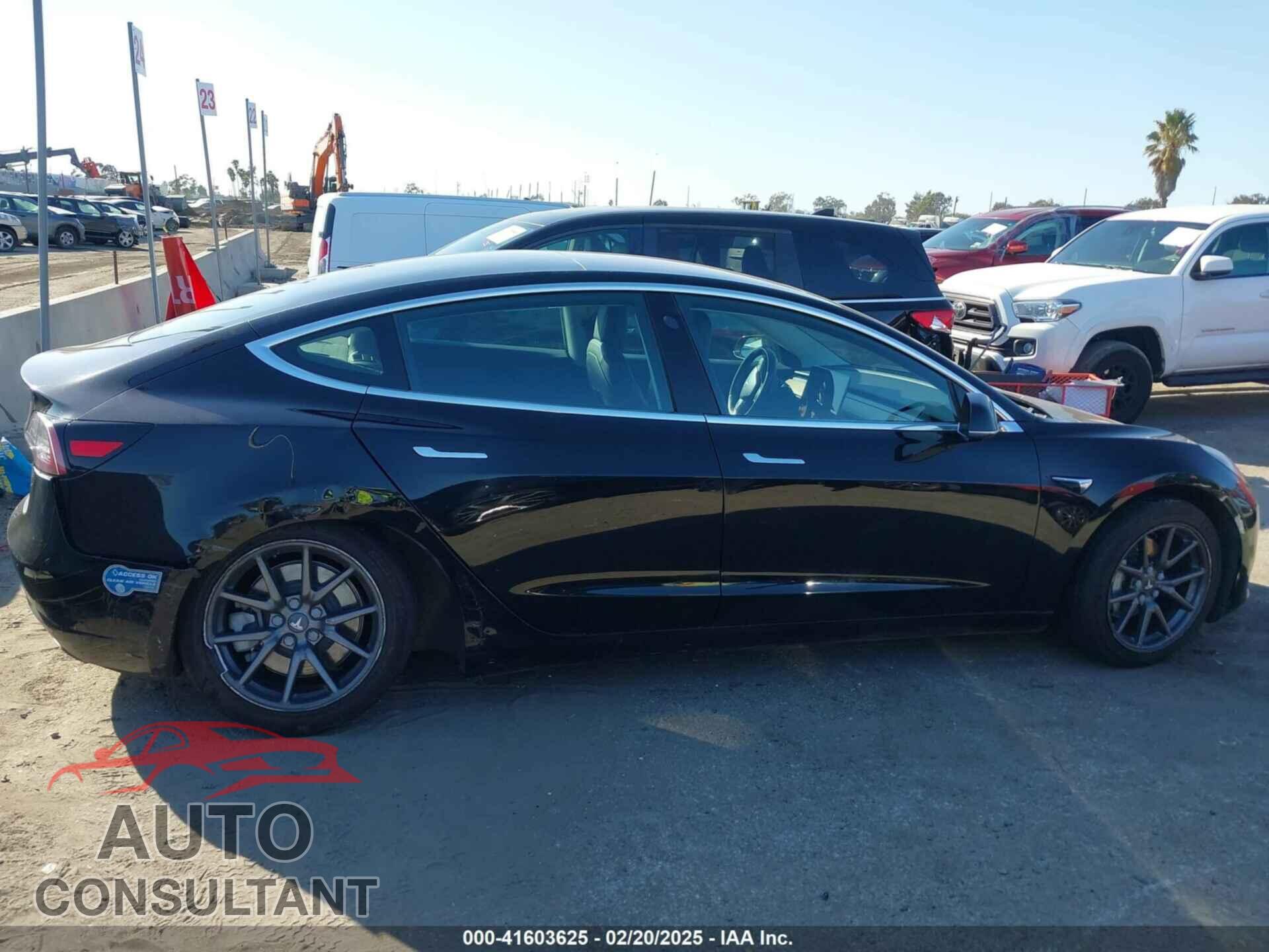 TESLA MODEL 3 2019 - 5YJ3E1EA4KF190010