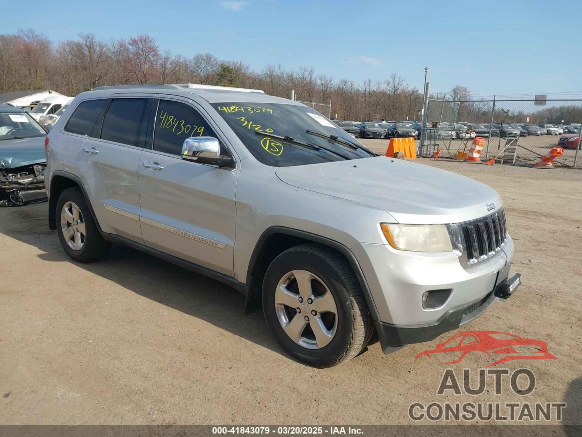 JEEP GRAND CHEROKEE 2011 - 1J4RS5GG5BC558469
