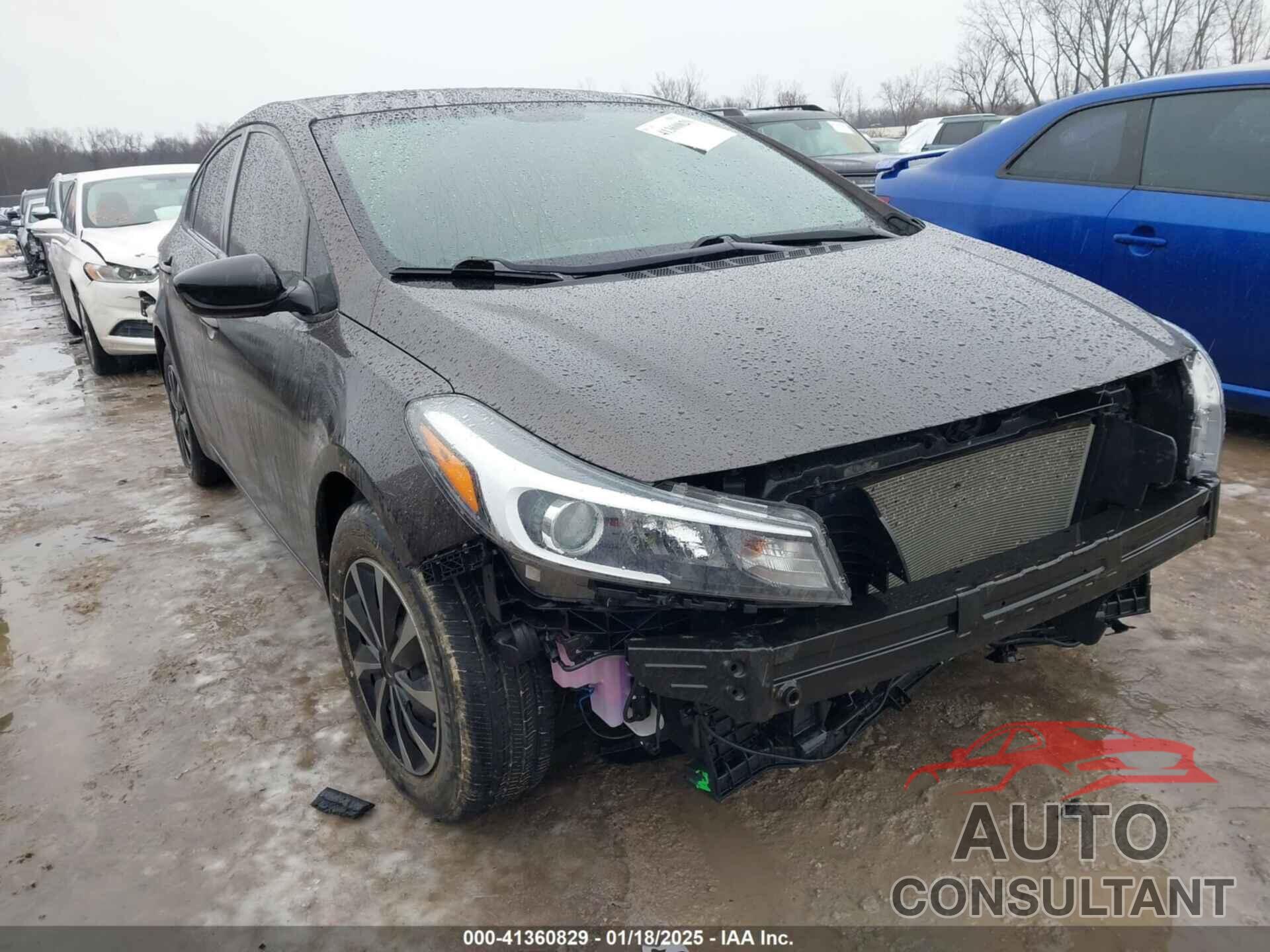 KIA FORTE 2018 - 3KPFK4A74JE218667