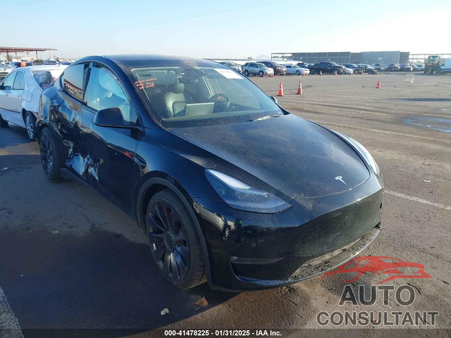 TESLA MODEL Y 2022 - 7SAYGDEFXNF319517
