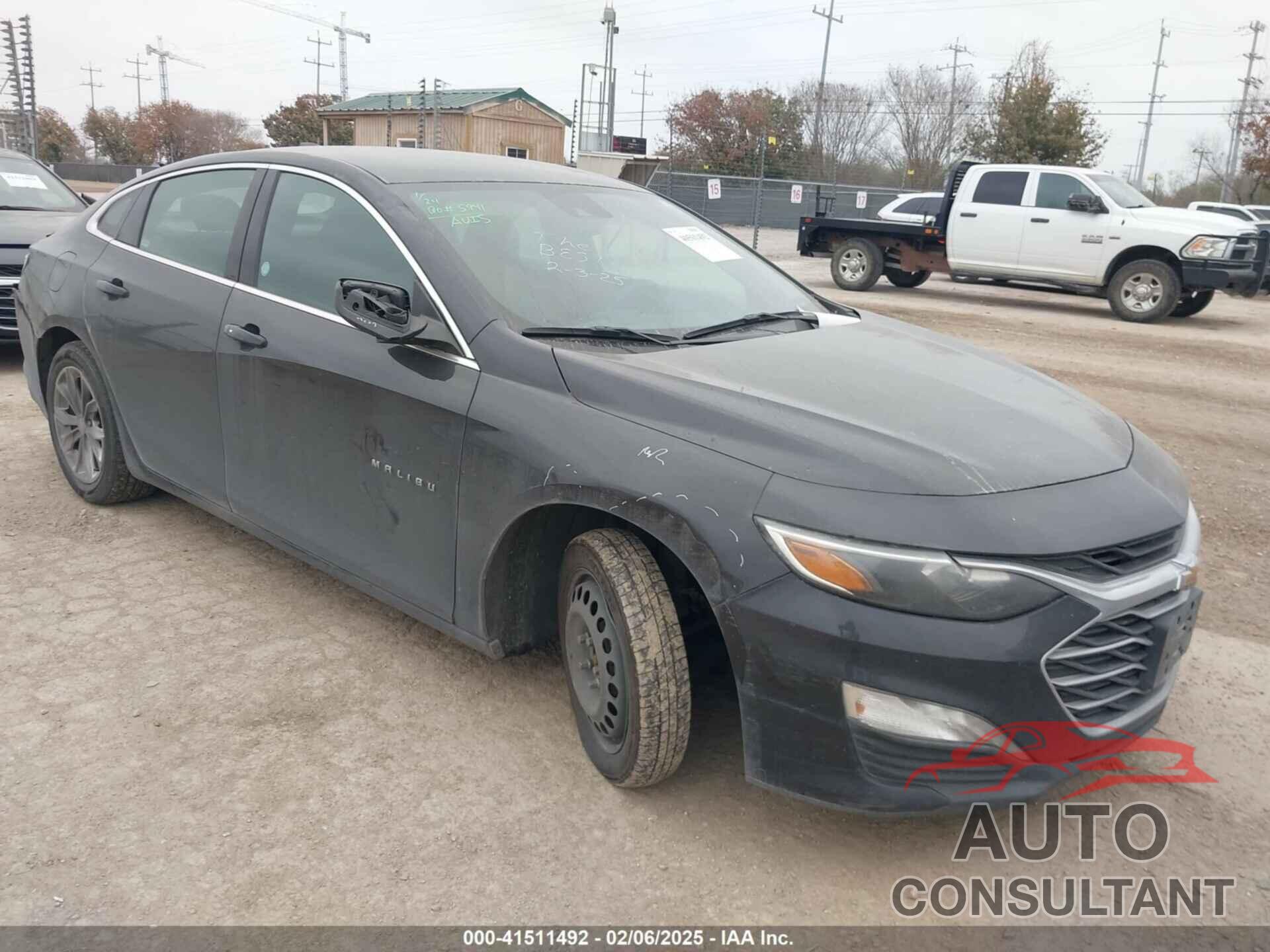 CHEVROLET MALIBU 2023 - 1G1ZD5ST6PF233977