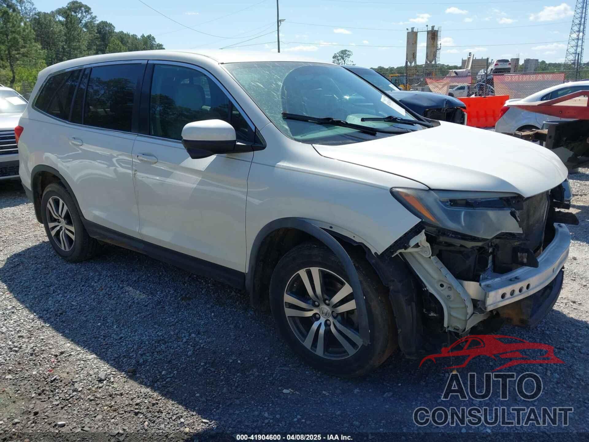 HONDA PILOT 2017 - 5FNYF5H38HB012553
