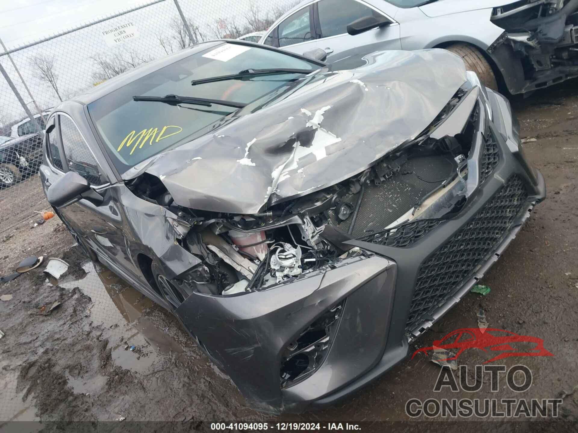 TOYOTA CAMRY 2019 - 4T1B11HK4KU180561