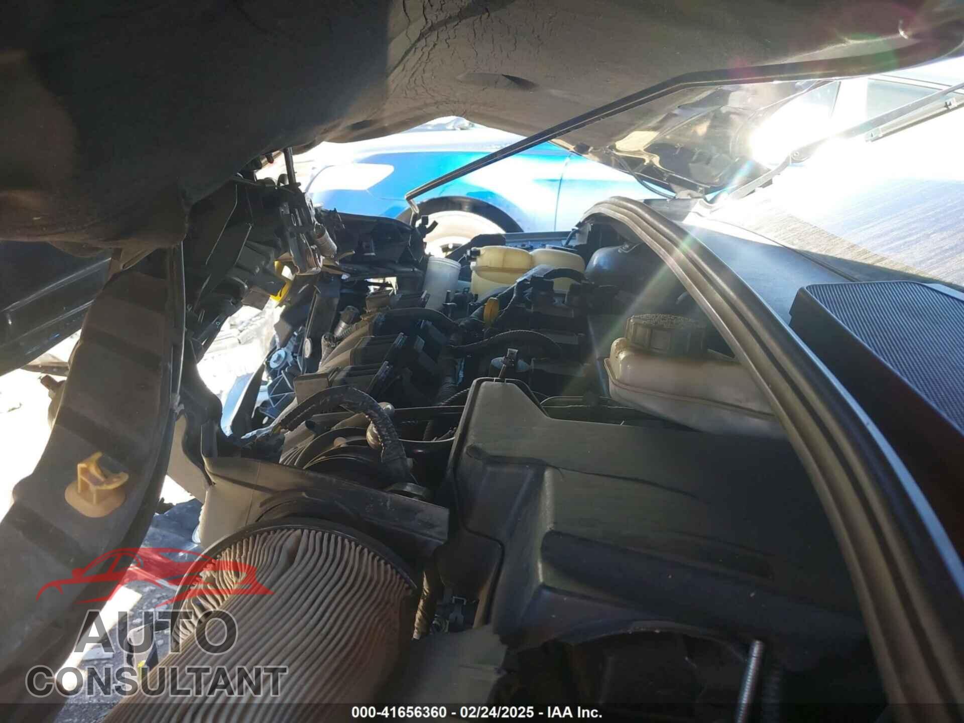 FORD FOCUS 2017 - 1FADP3E24HL229578