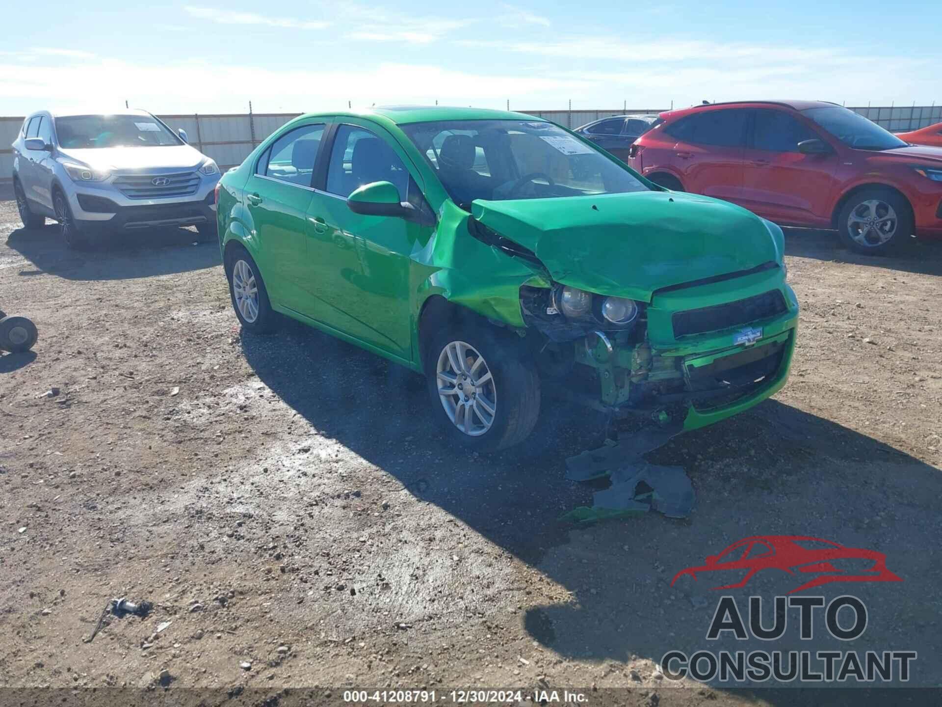 CHEVROLET SONIC 2014 - 1G1JC5SH3E4219619