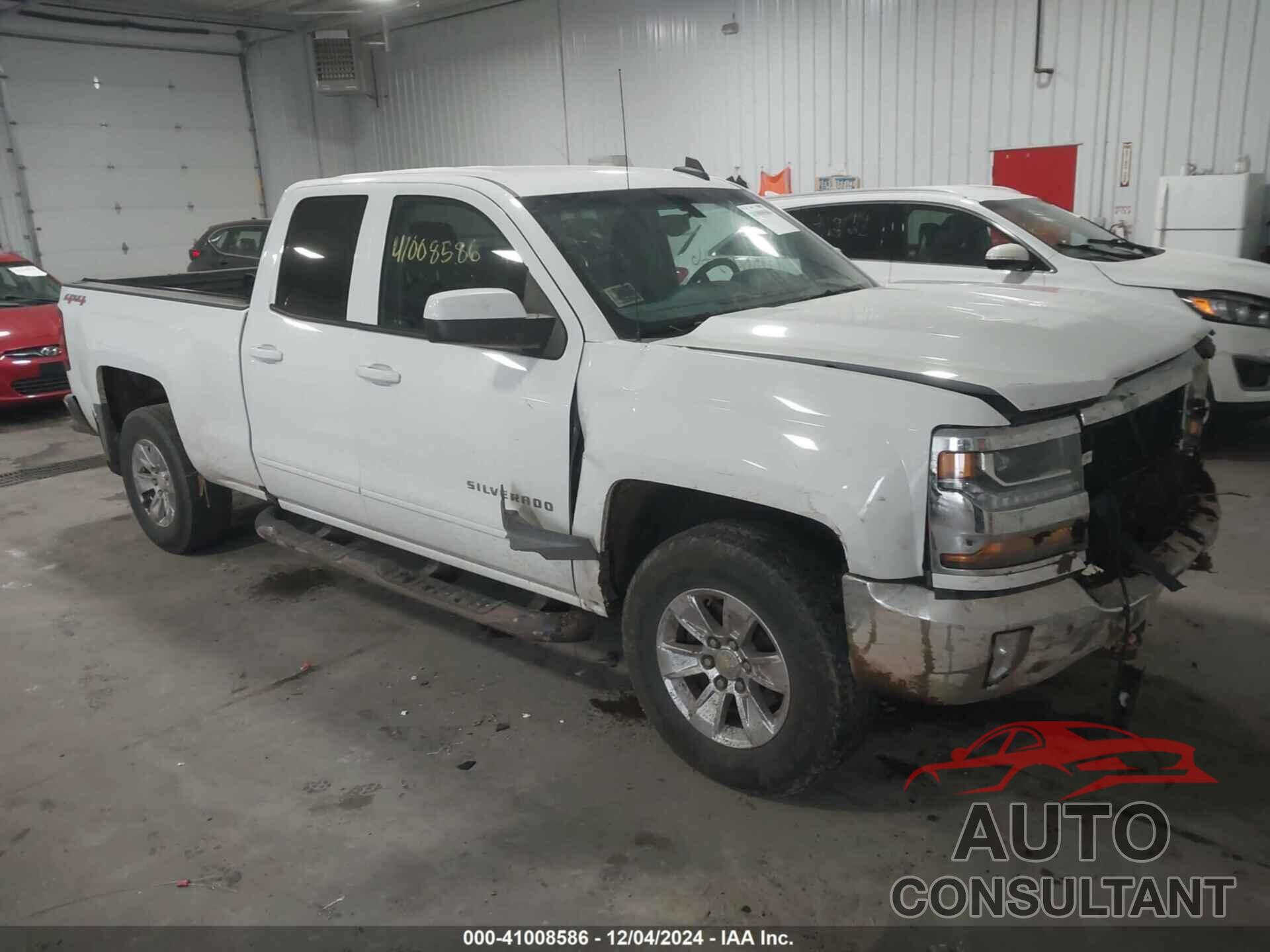 CHEVROLET SILVERADO 1500 2017 - 1GCVKREC8HZ386780