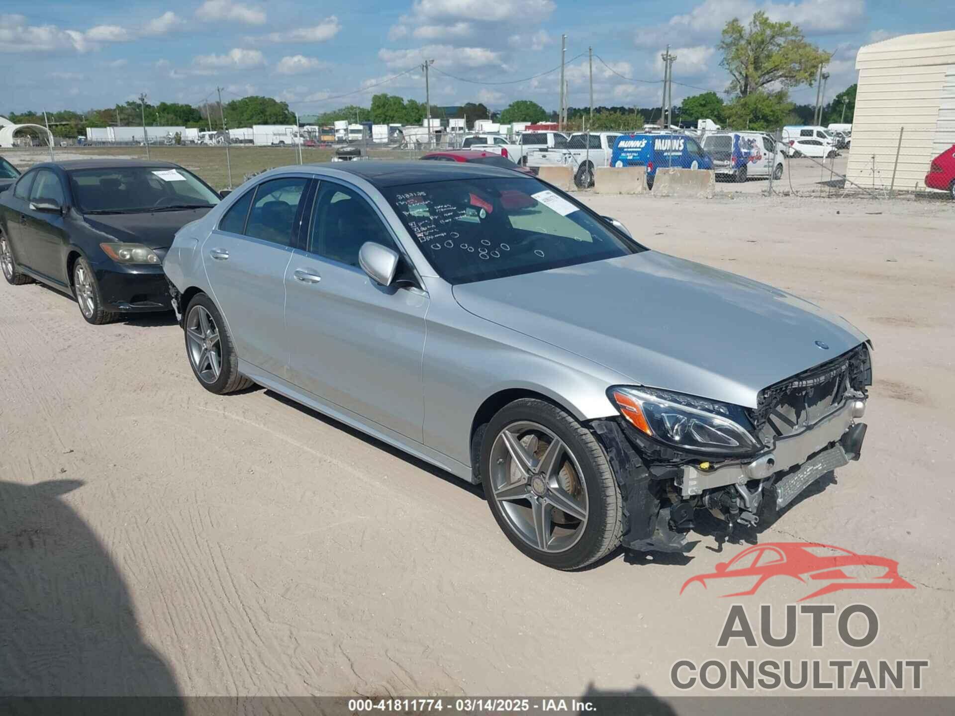 MERCEDES-BENZ C 300 2015 - 55SWF4KB2FU005126