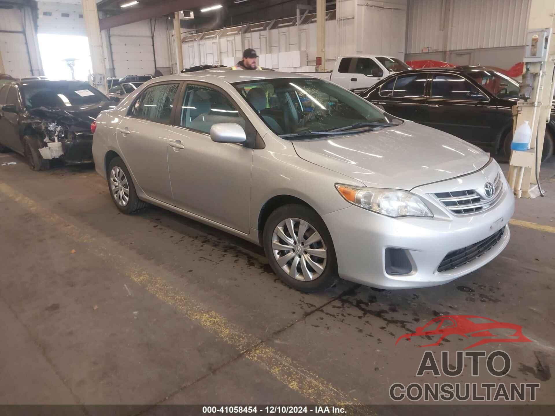 TOYOTA COROLLA 2013 - 2T1BU4EE3DC973720