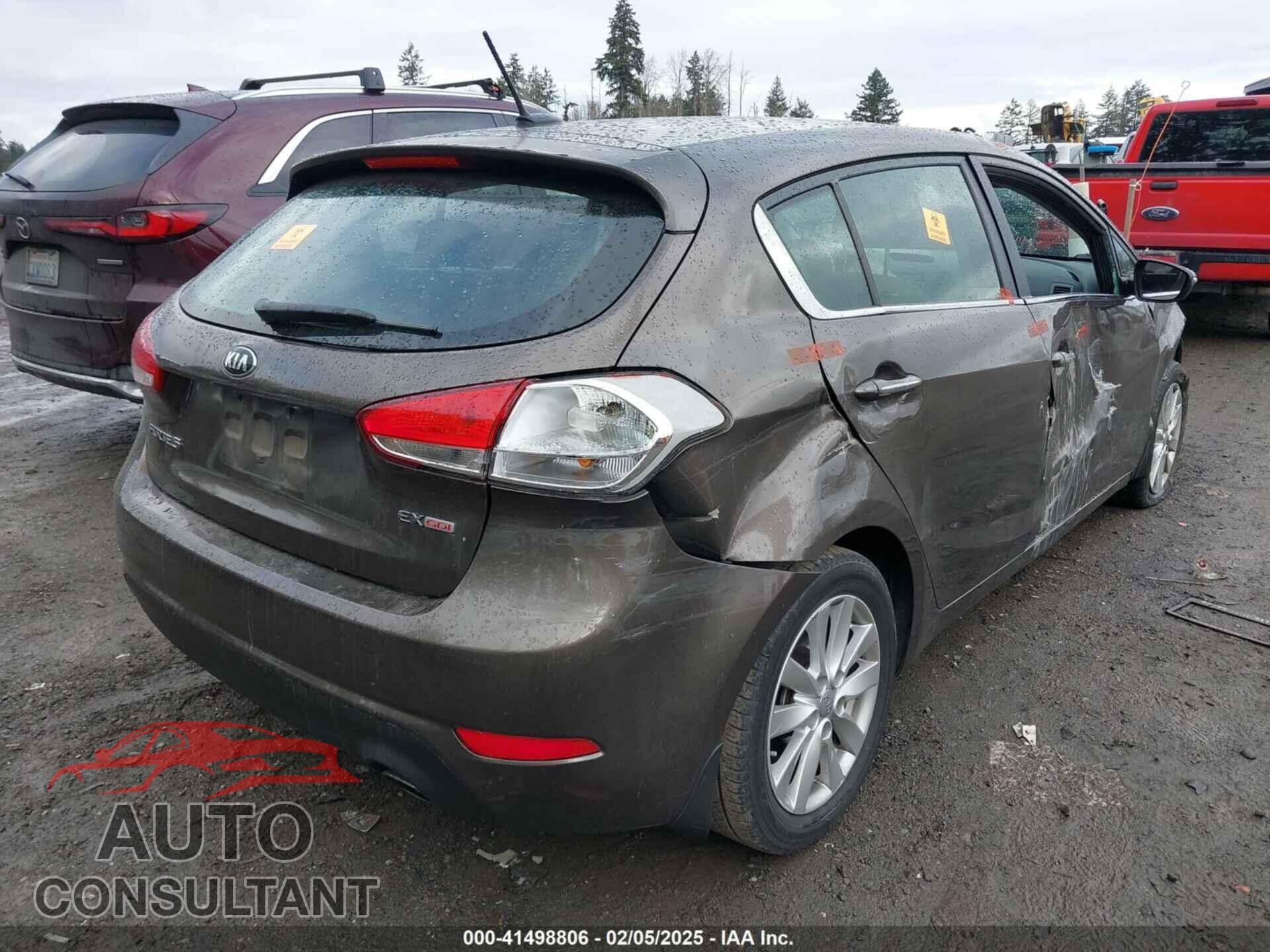 KIA FORTE 2015 - KNAFX5A85F5289490