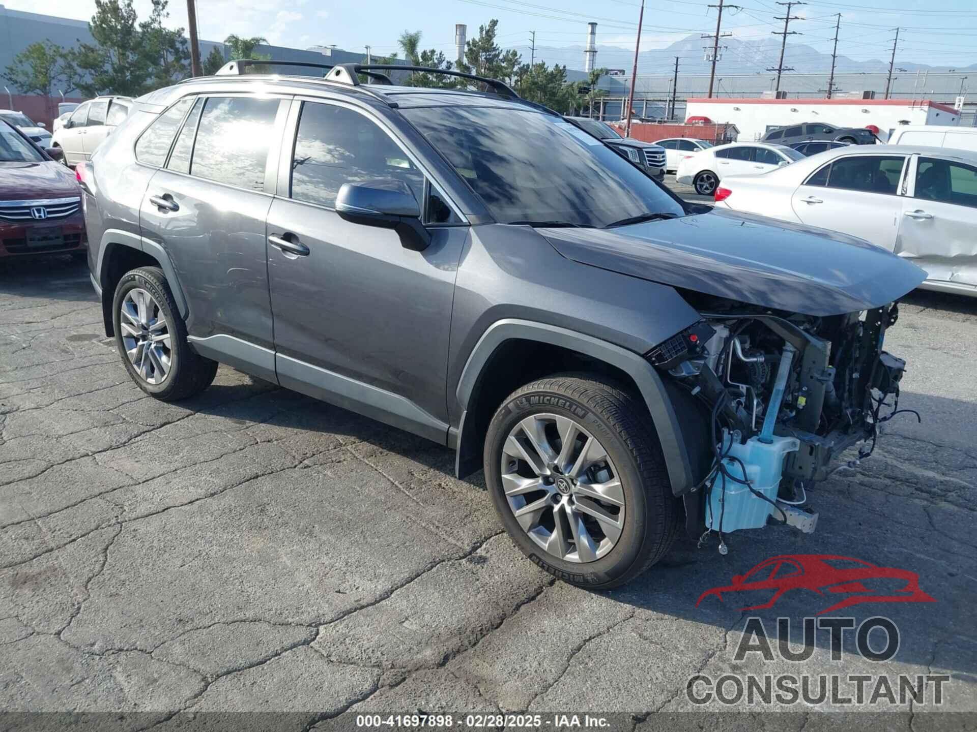 TOYOTA RAV4 2022 - 2T3A1RFV0NW321158