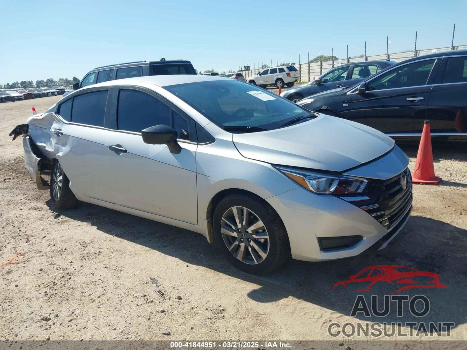NISSAN VERSA 2024 - 3N1CN8DV2RL923750