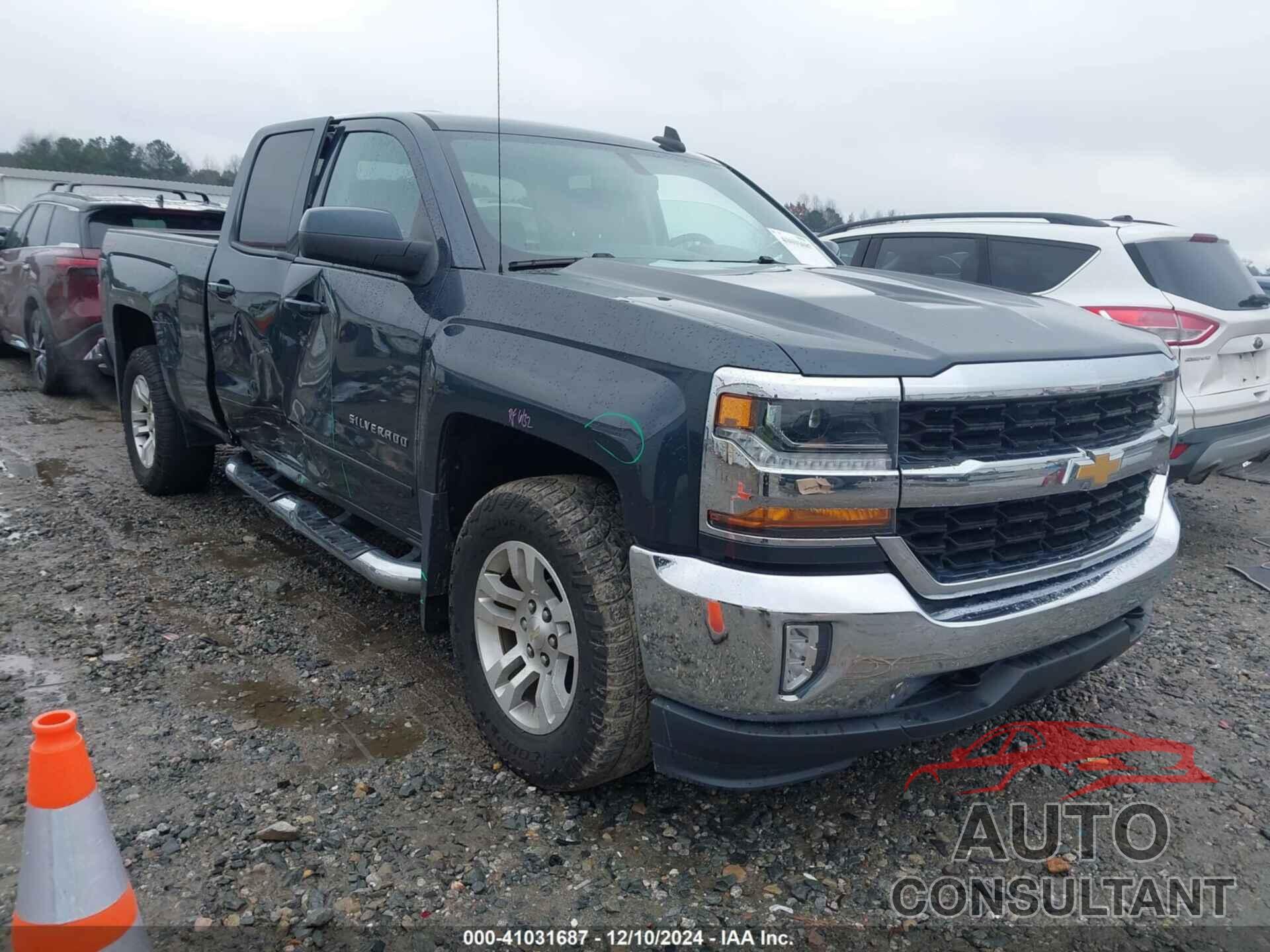 CHEVROLET SILVERADO 1500 2018 - 1GCVKREH4JZ253841