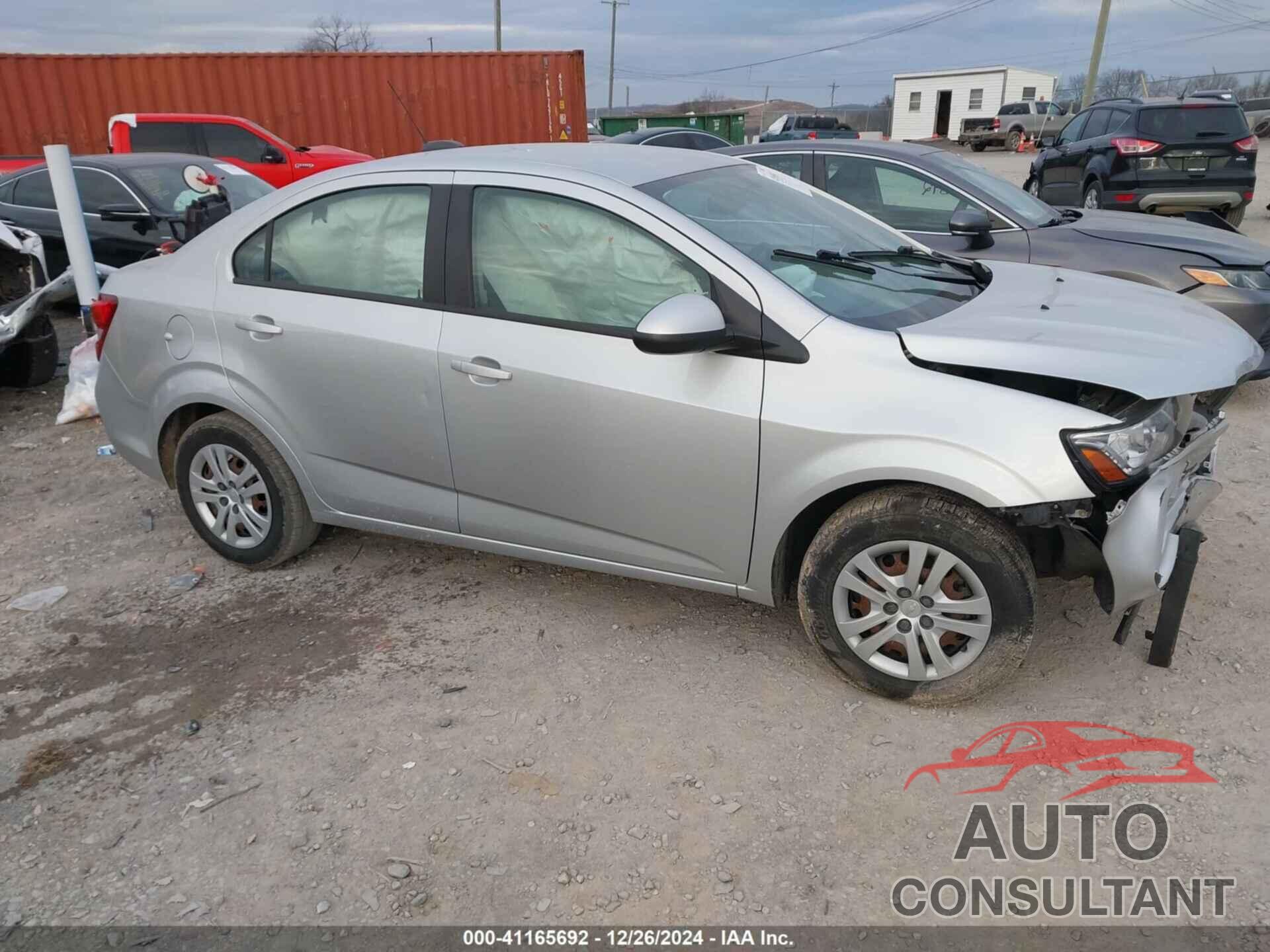 CHEVROLET SONIC 2019 - 1G1JB5SB5K4111058