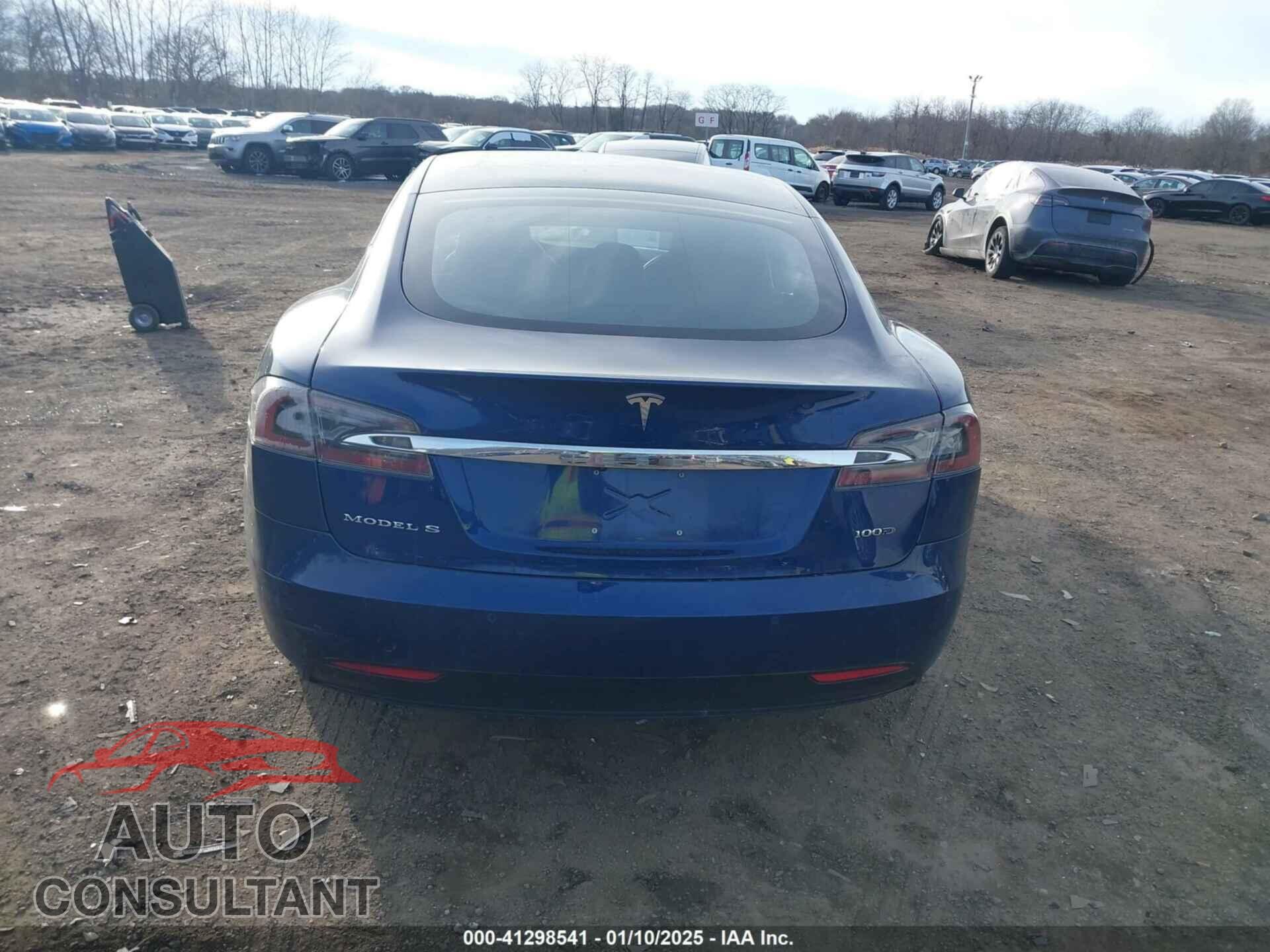 TESLA MODEL S 2018 - 5YJSA1E28JF296944