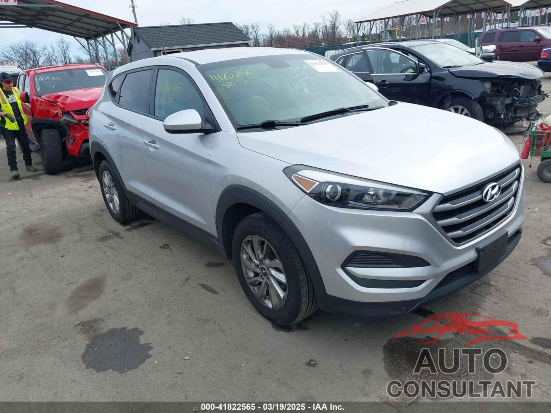 HYUNDAI TUCSON 2018 - KM8J2CA49JU698390
