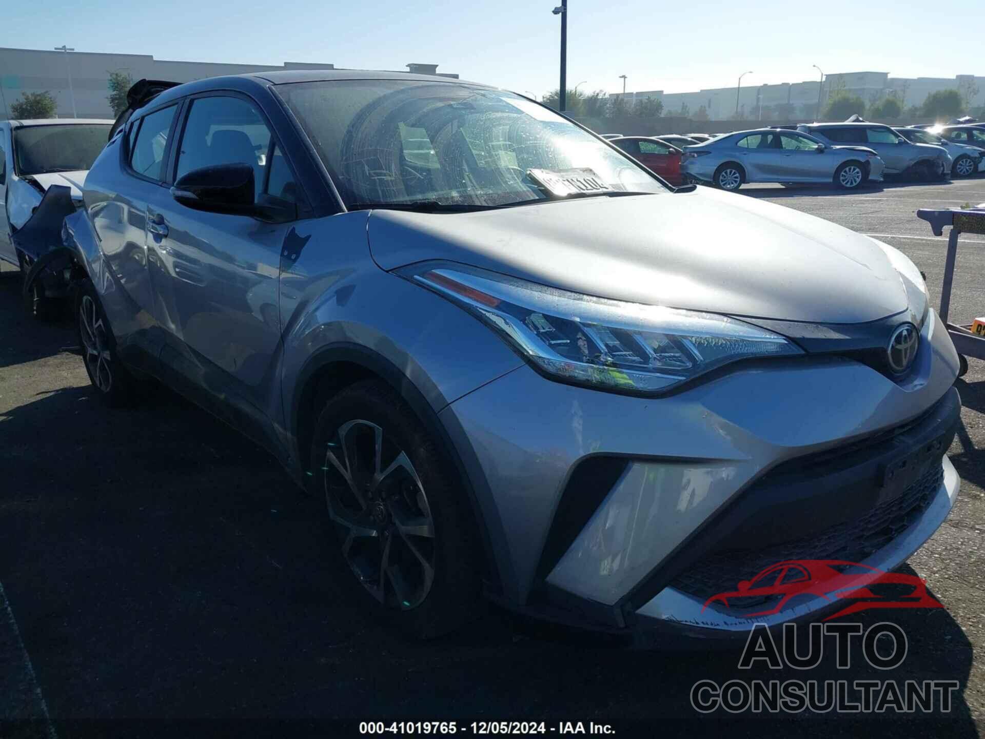 TOYOTA C-HR 2020 - JTNKHMBX1L1071608