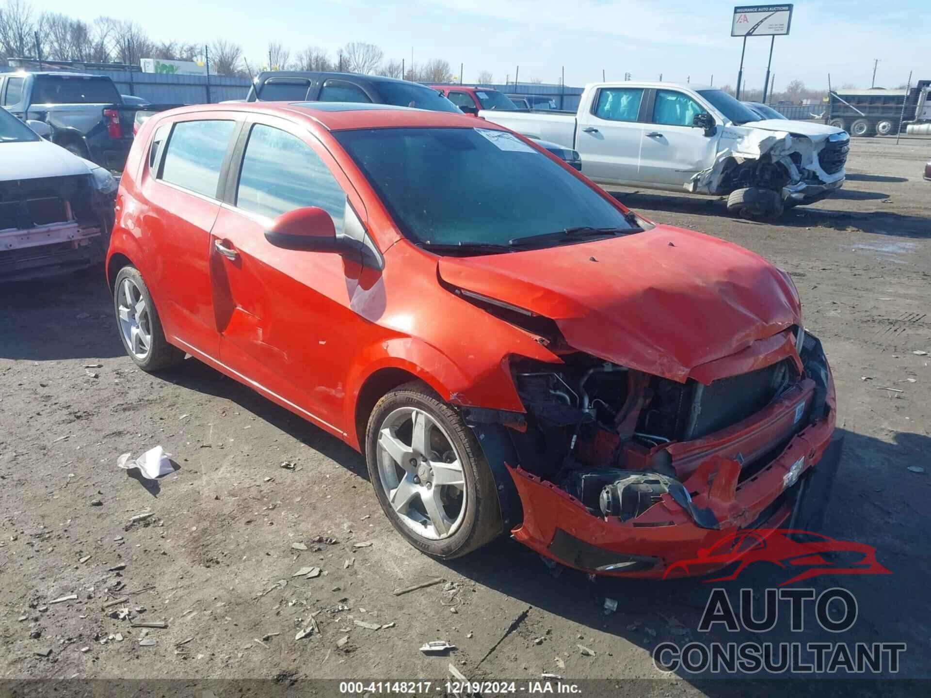 CHEVROLET SONIC 2013 - 1G1JE6SB7D4114091