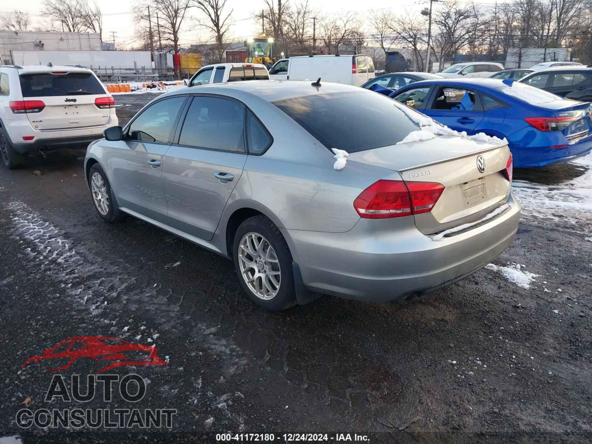 VOLKSWAGEN PASSAT 2014 - 1VWAT7A39EC060794