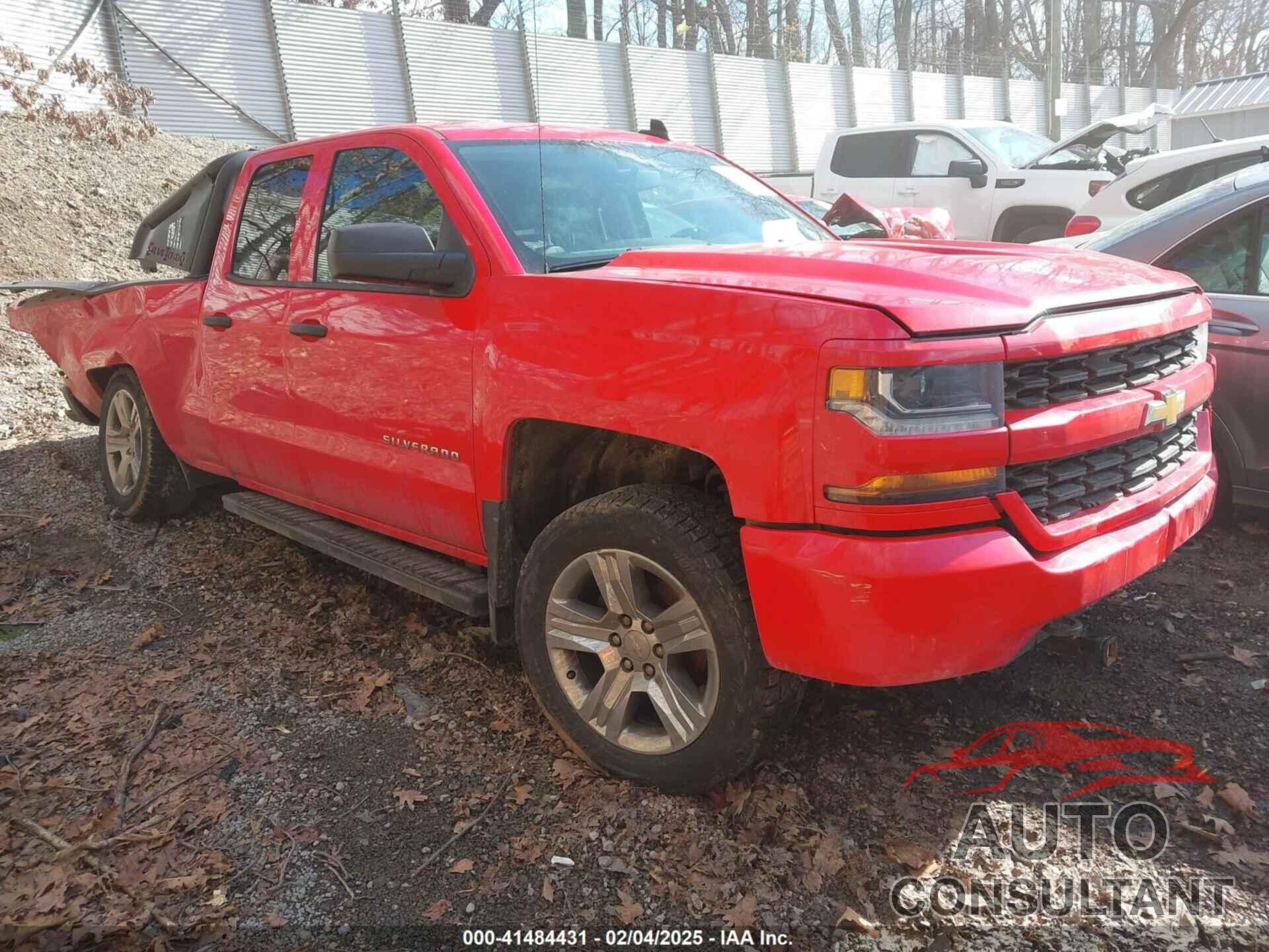 CHEVROLET SILVERADO 1500 2017 - 1GCVKPEC4HZ176228