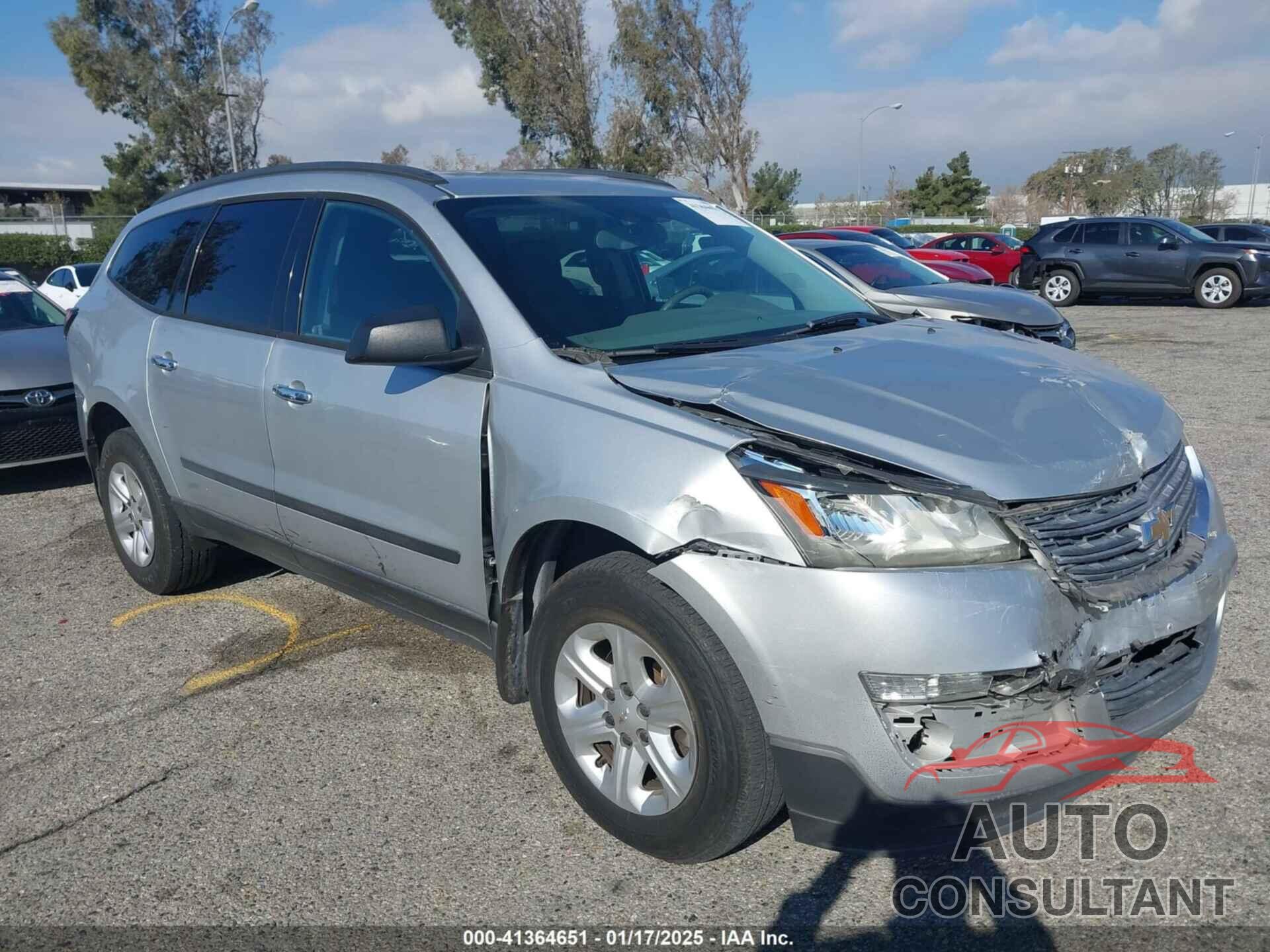 CHEVROLET TRAVERSE 2015 - 1GNKRFED3FJ388588