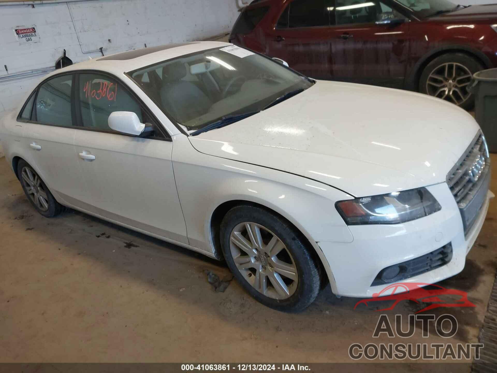 AUDI A4 2011 - WAUBFAFL3BN007171