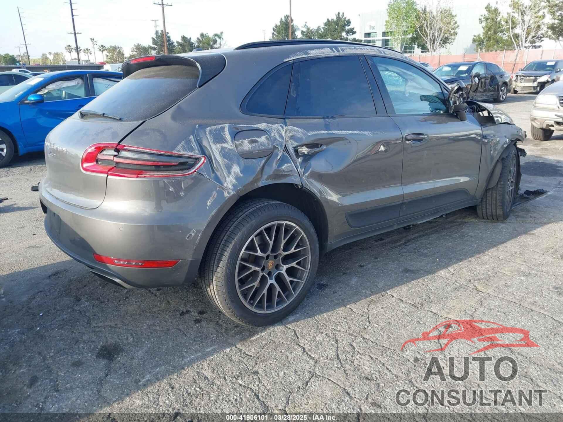 PORSCHE MACAN 2018 - WP1AA2A54JLB14685