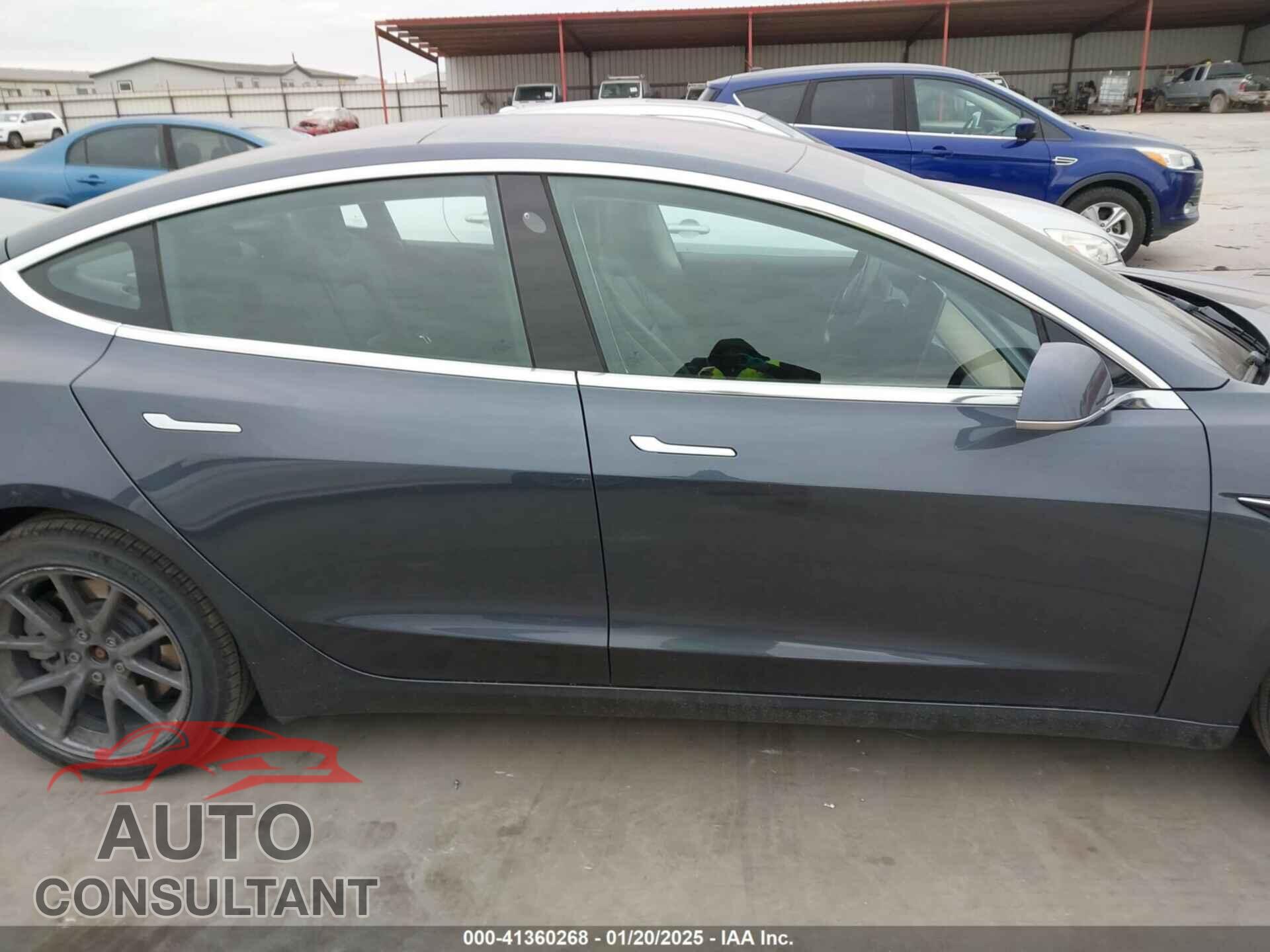 TESLA MODEL 3 2018 - 5YJ3E1EA8JF026497