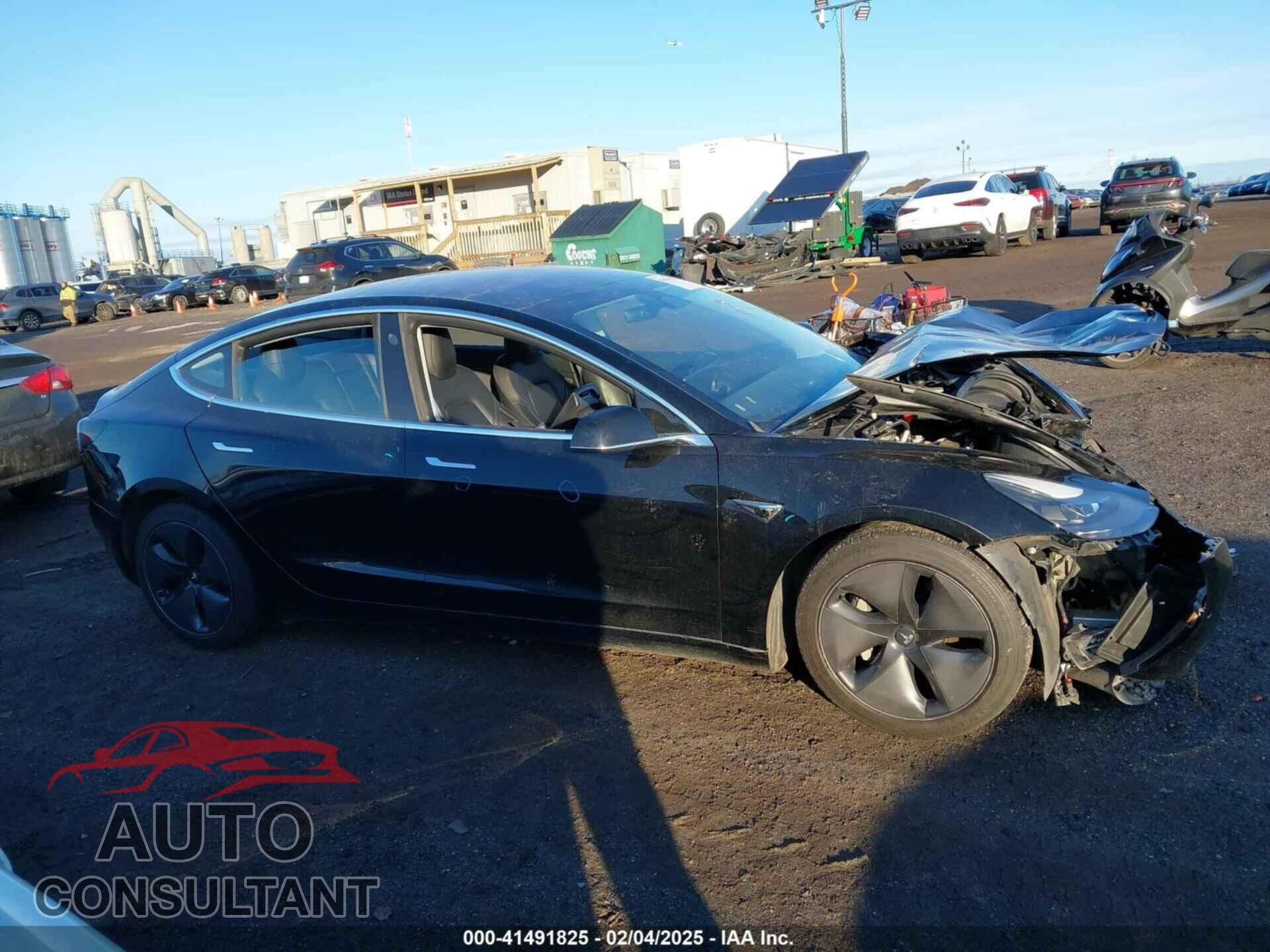 TESLA MODEL 3 2018 - 5YJ3E1EB5JF170307