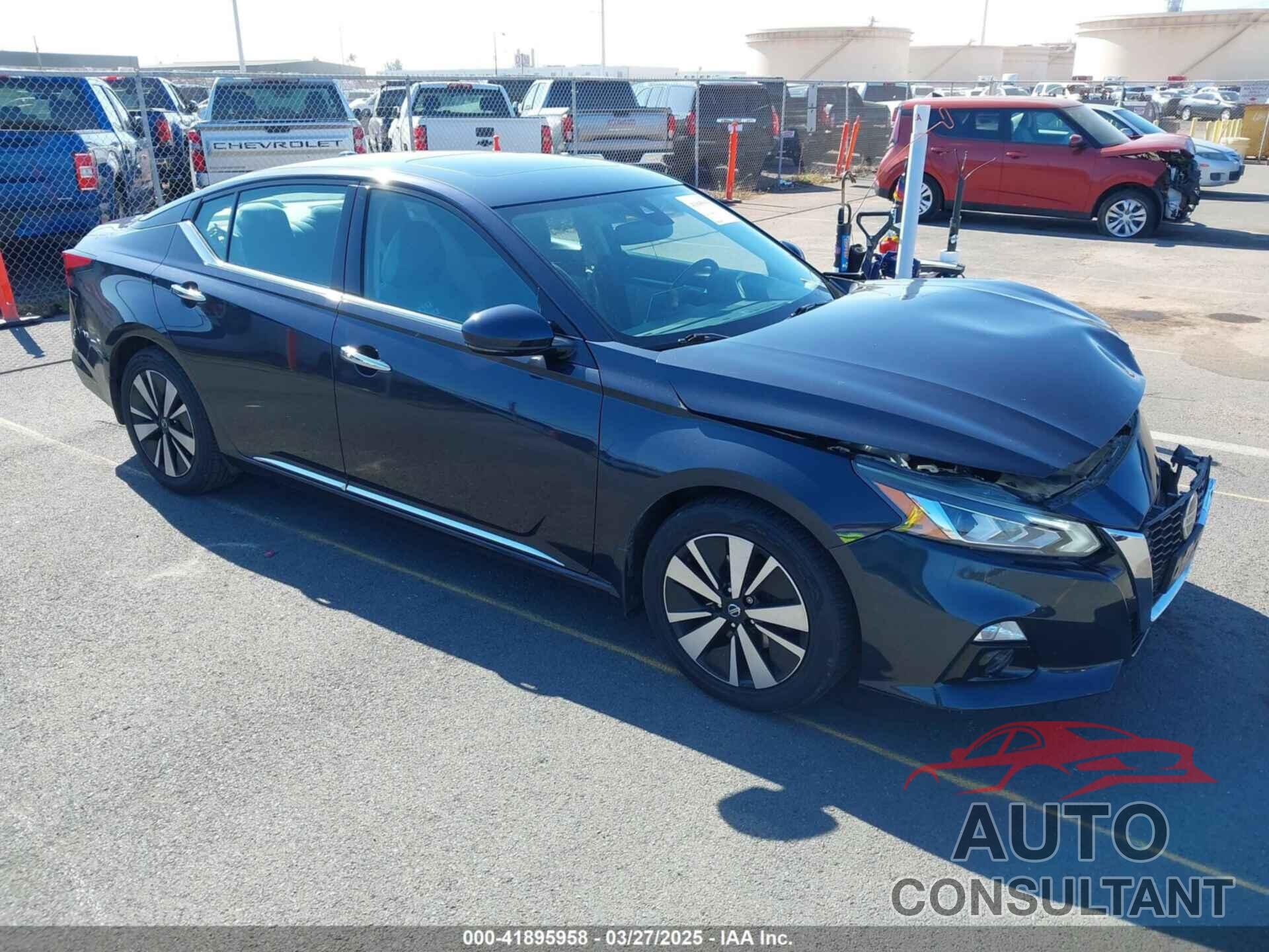 NISSAN ALTIMA 2019 - 1N4BL4DV2KC137901