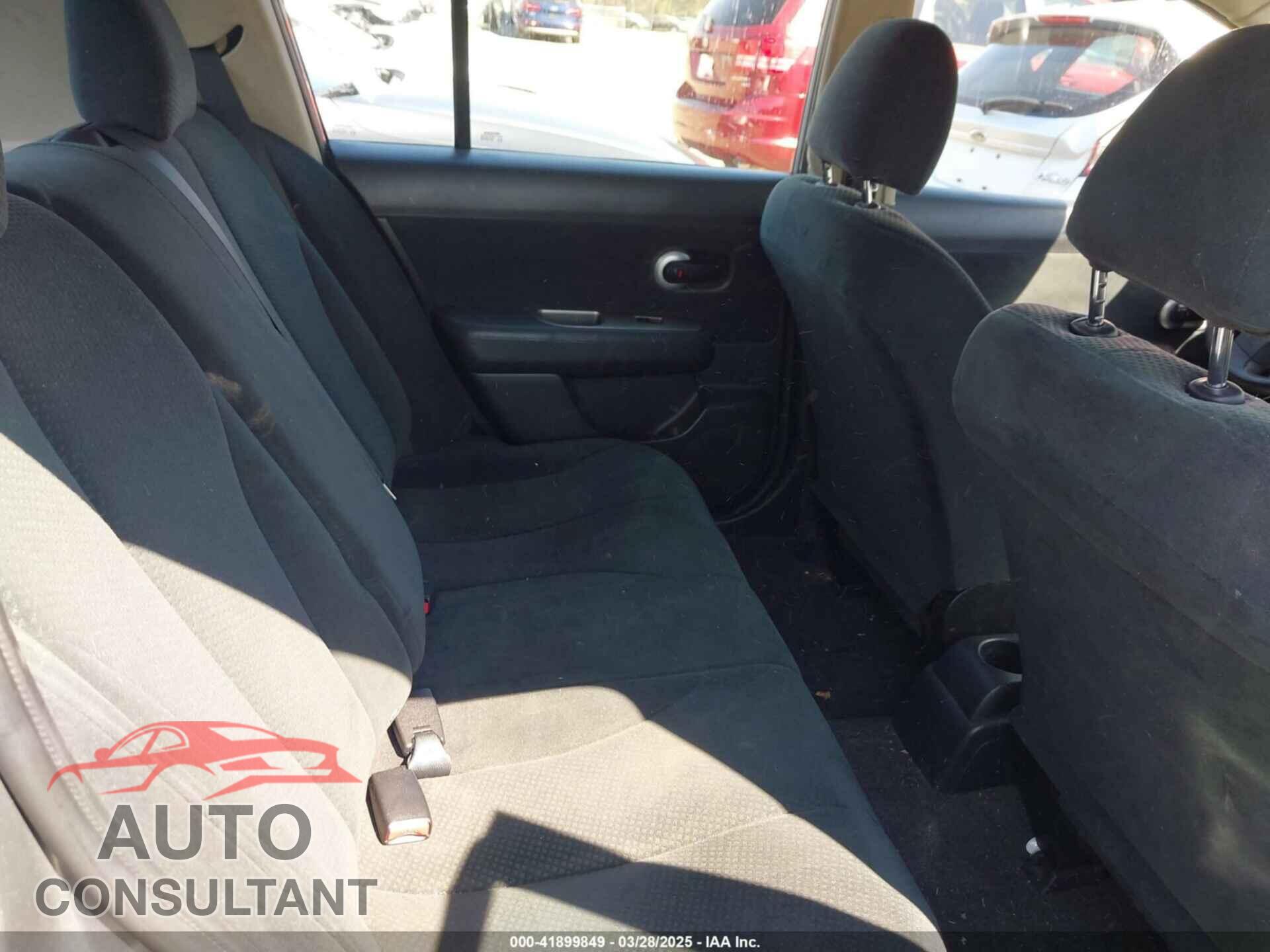 NISSAN VERSA 2011 - 3N1BC1CP4BL505529