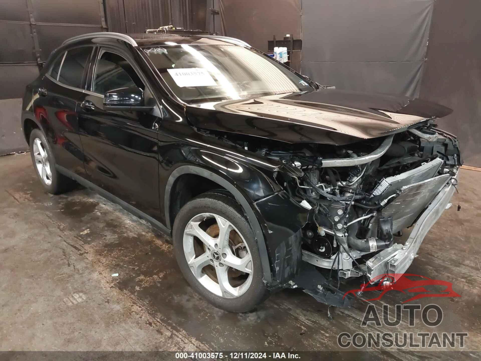 MERCEDES-BENZ GLA 250 2019 - WDCTG4GB7KJ630046