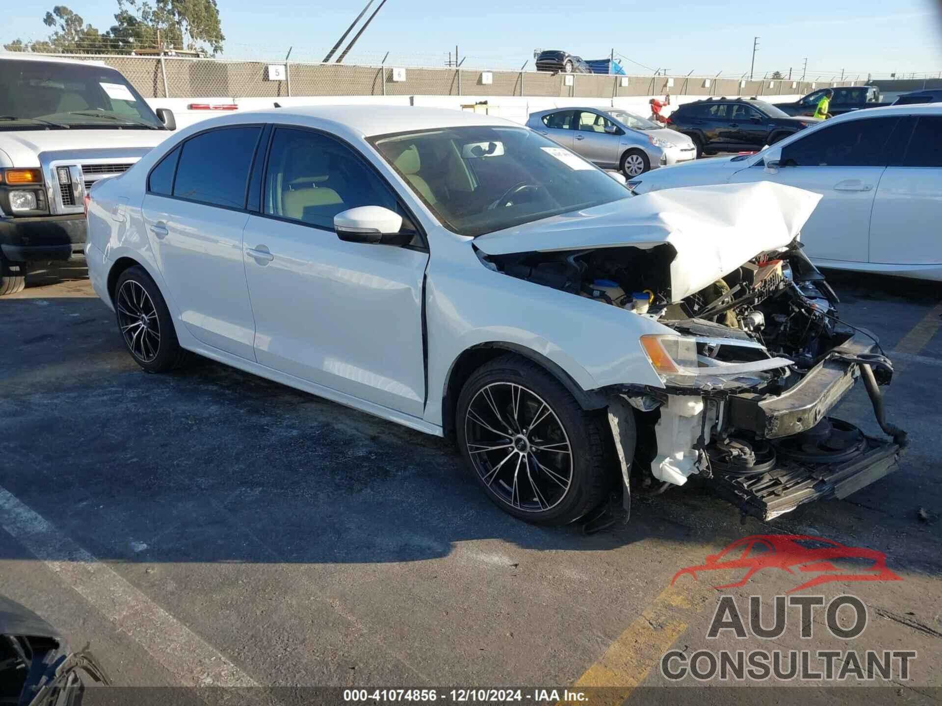 VOLKSWAGEN JETTA 2014 - 3VWD17AJ2EM420911