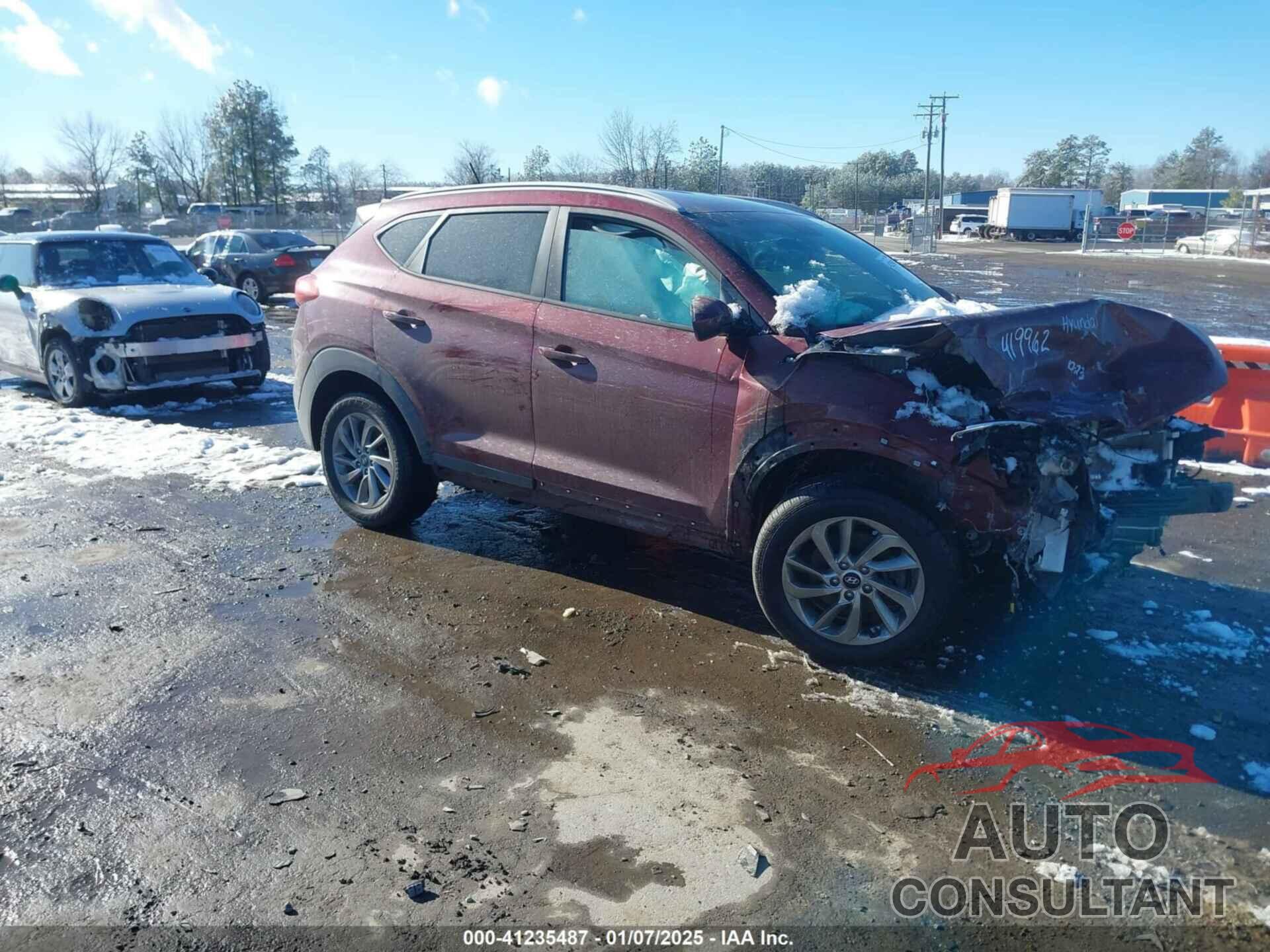 HYUNDAI TUCSON 2017 - KM8J3CA47HU454003