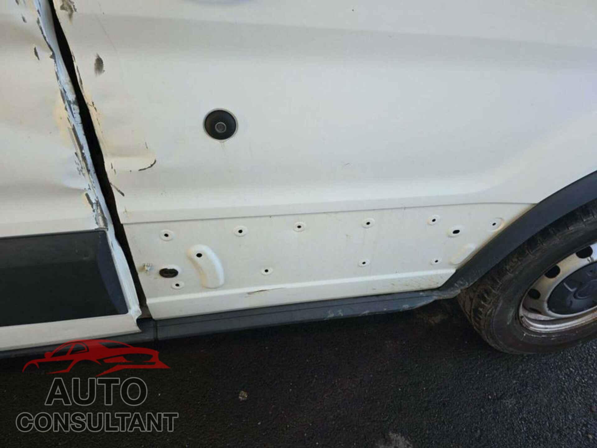 FORD TRANSIT 2018 - 1FTBW2YM2JKB15604