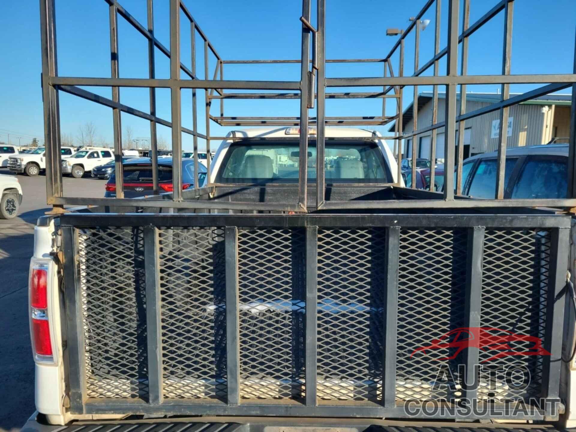FORD F150 2013 - 1FTMF1CM3DKE95177