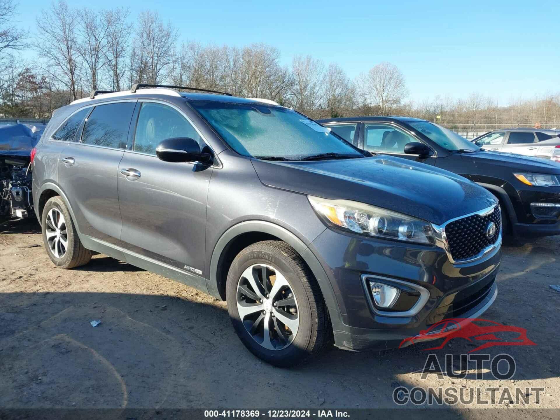 KIA SORENTO 2016 - 5XYPHDA59GG020583