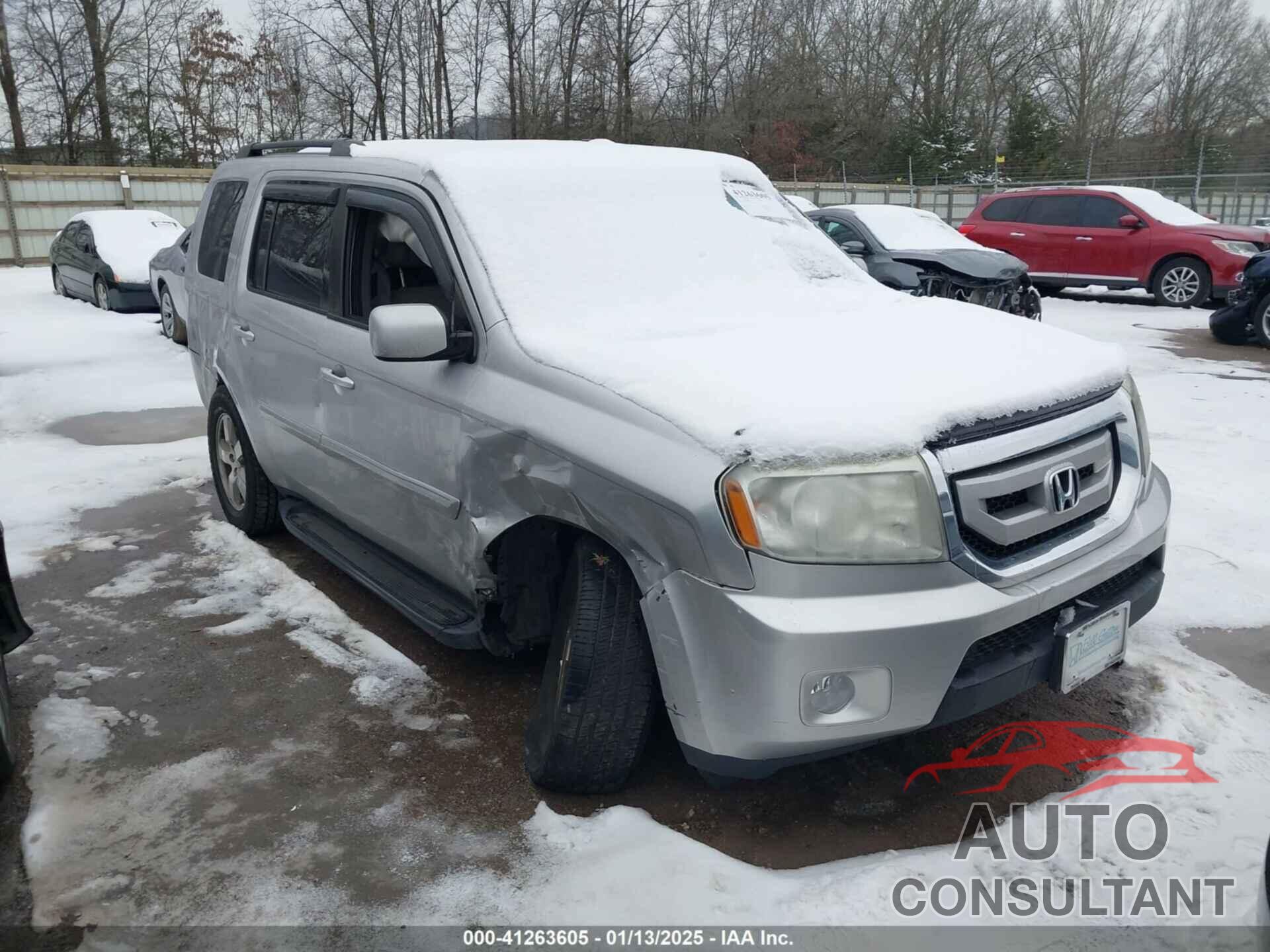 HONDA PILOT 2011 - 5FNYF4H68BB024536