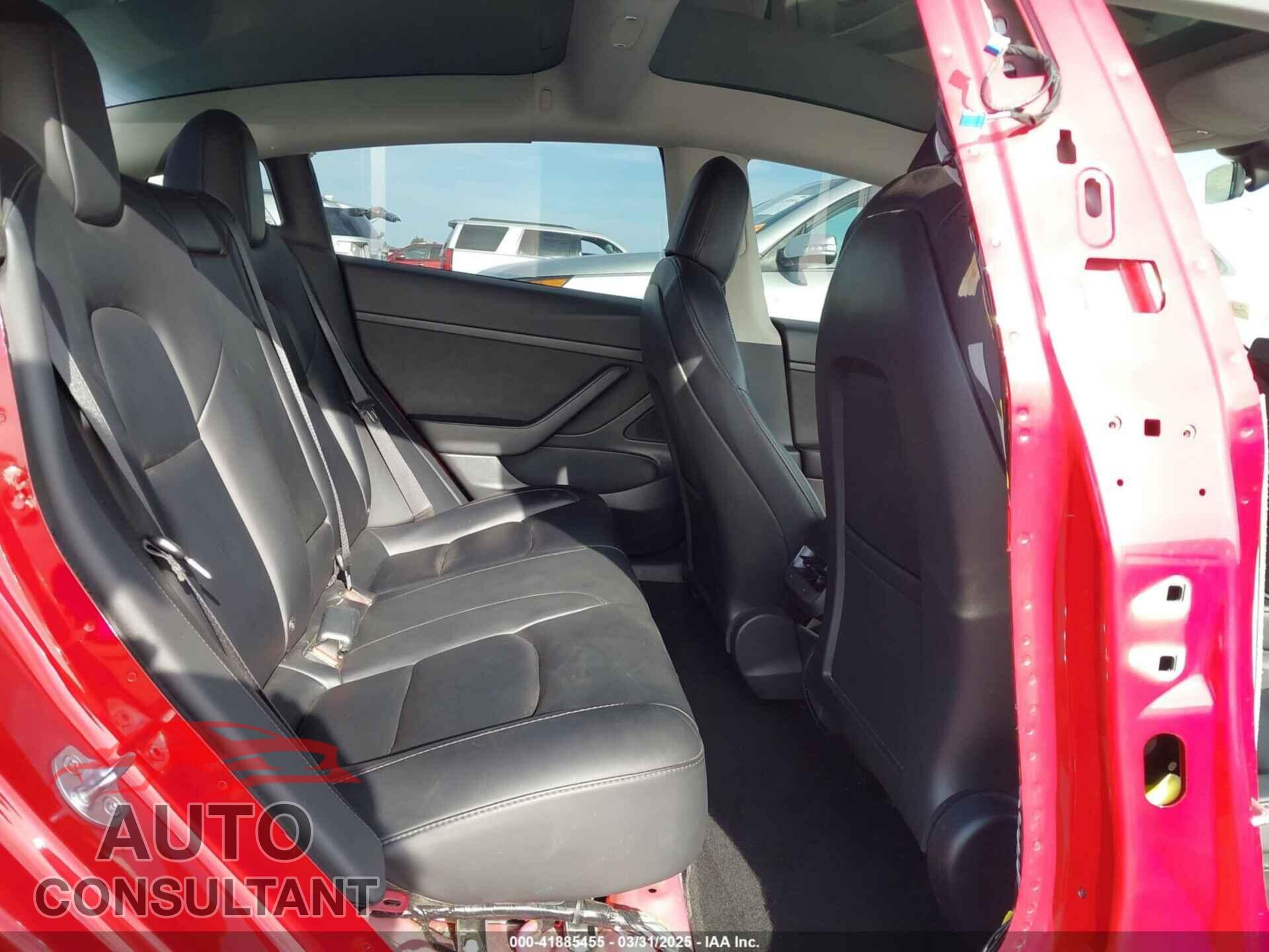 TESLA MODEL 3 2021 - 5YJ3E1EA9MF921257