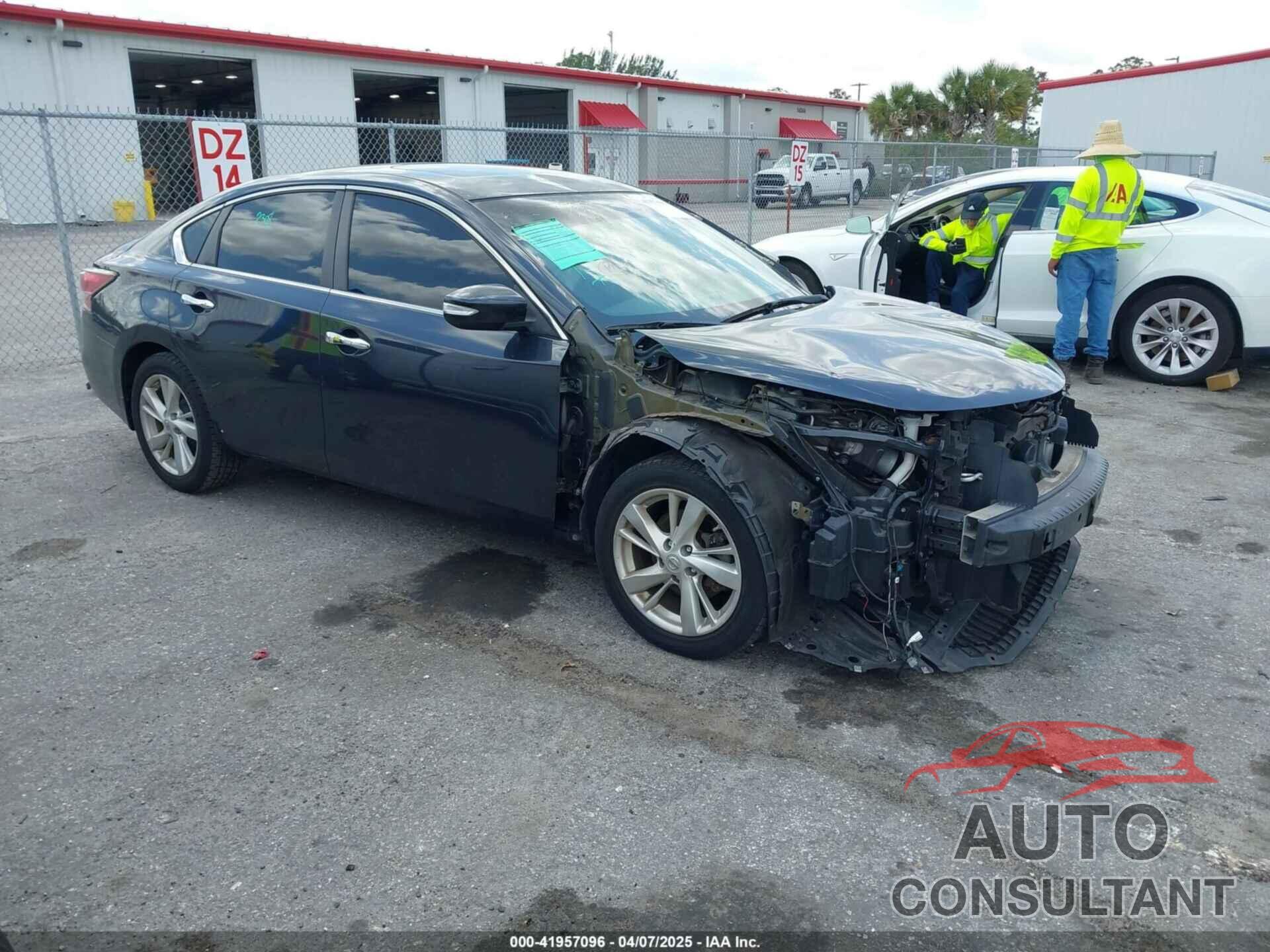 NISSAN ALTIMA 2015 - 1N4AL3AP4FC140963