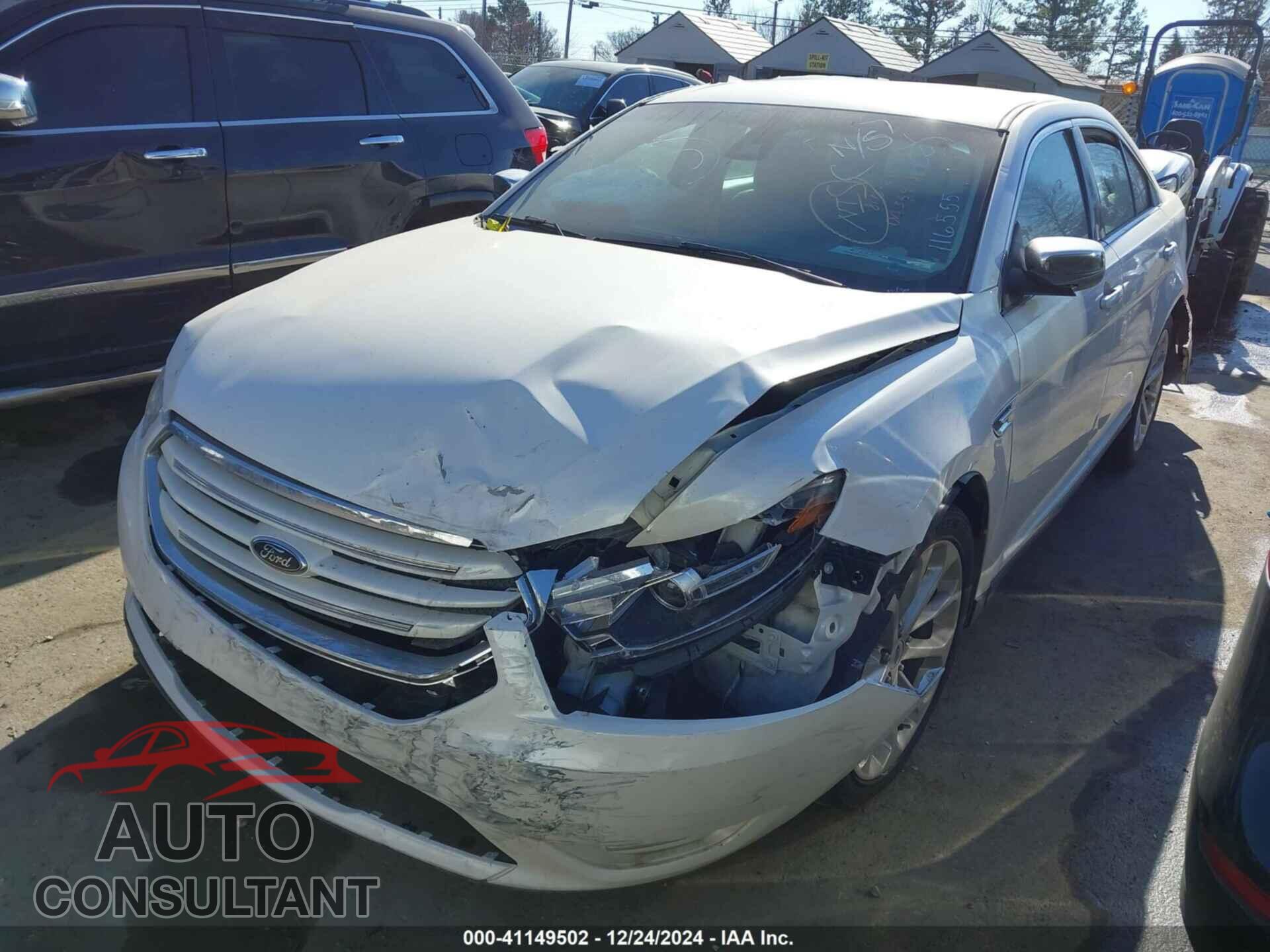 FORD TAURUS 2017 - 1FAHP2F89HG116555
