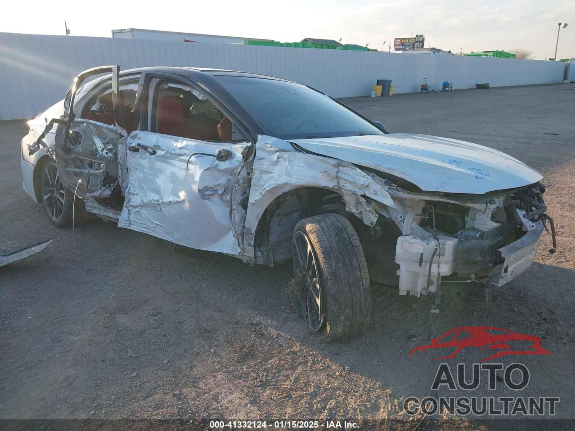 TOYOTA CAMRY 2018 - 4T1BZ1HK1JU011864