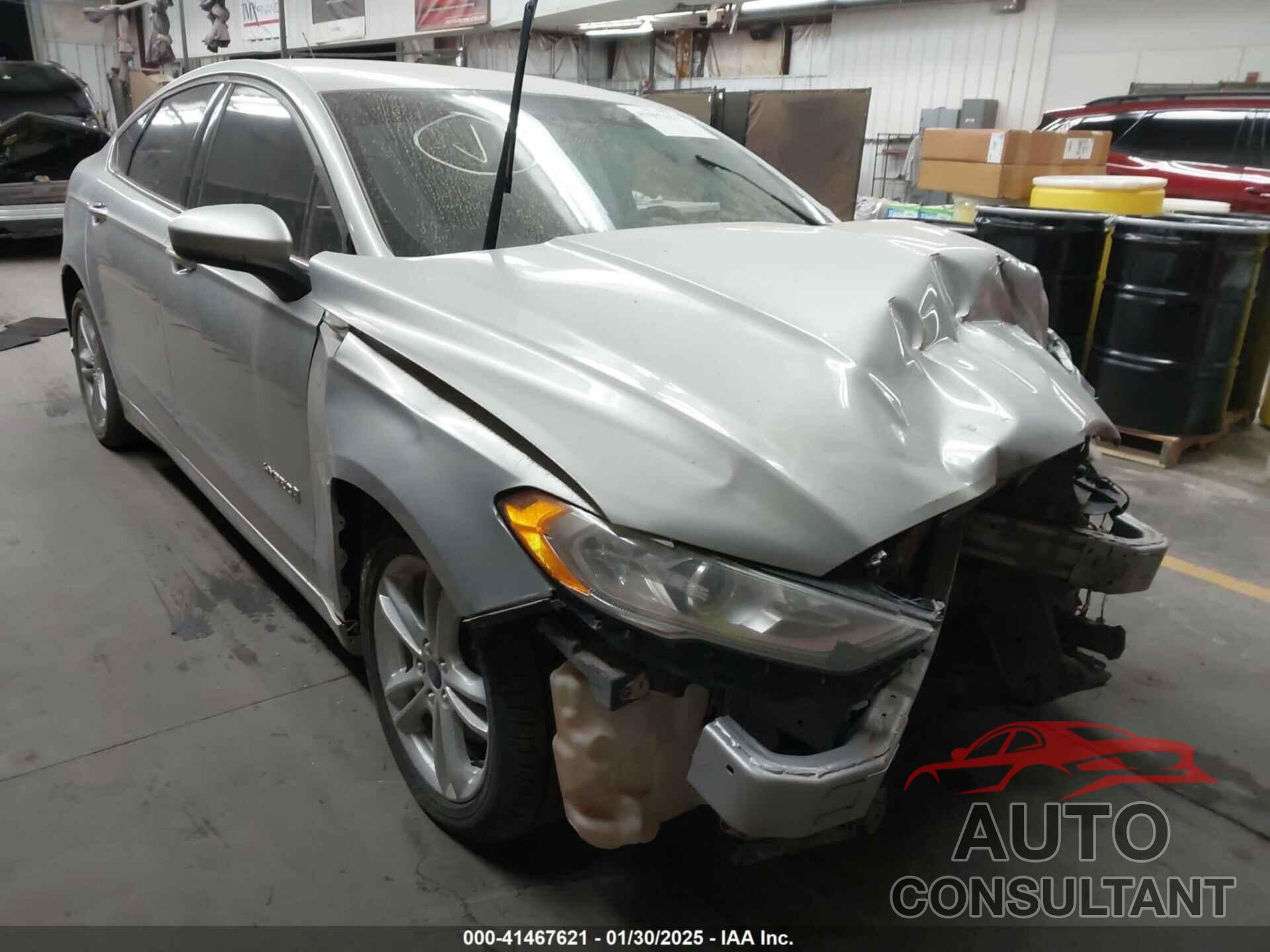 FORD FUSION HYBRID 2018 - 3FA6P0LUXJR170152