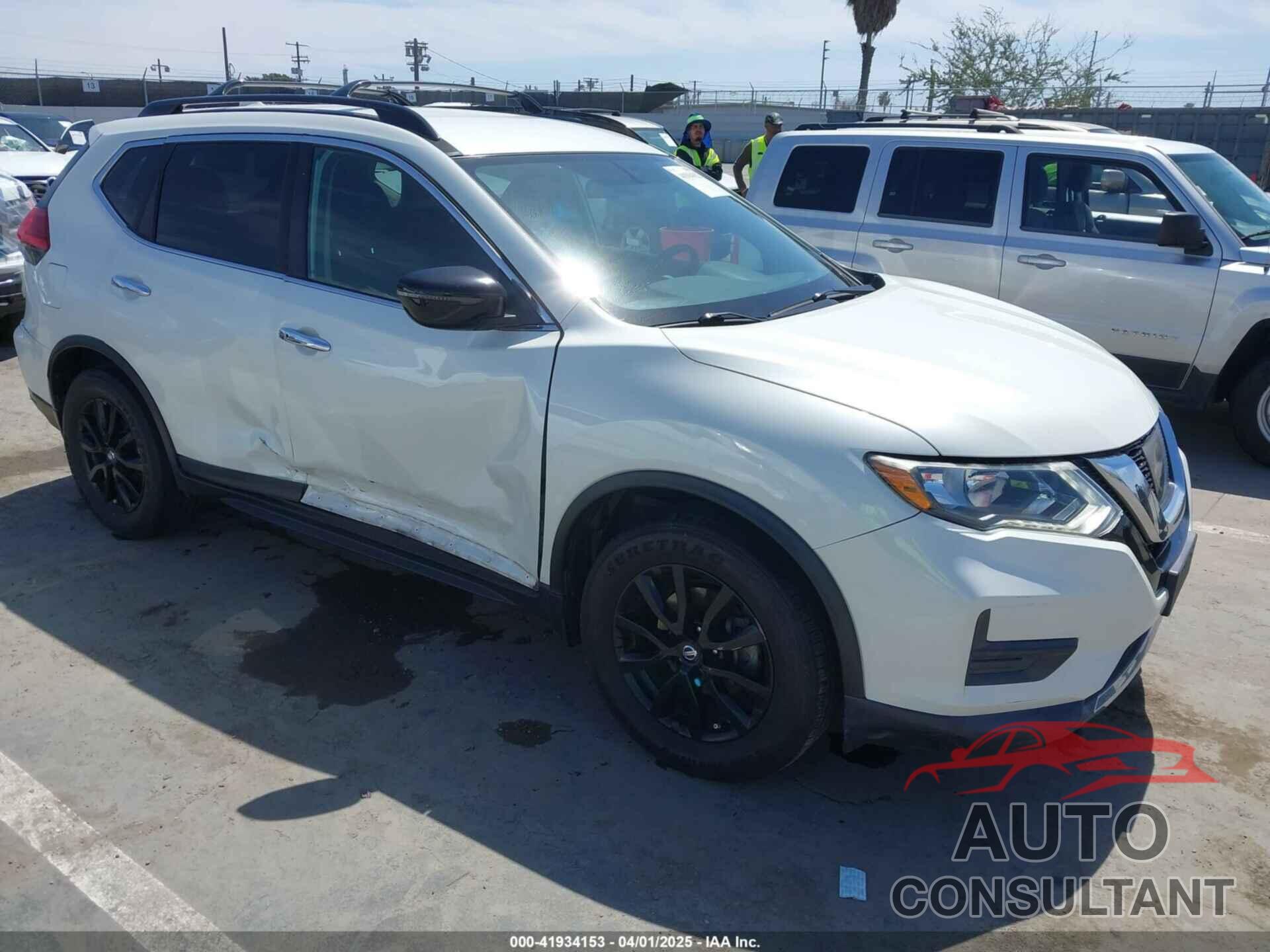 NISSAN ROGUE 2017 - 5N1AT2MT9HC878849