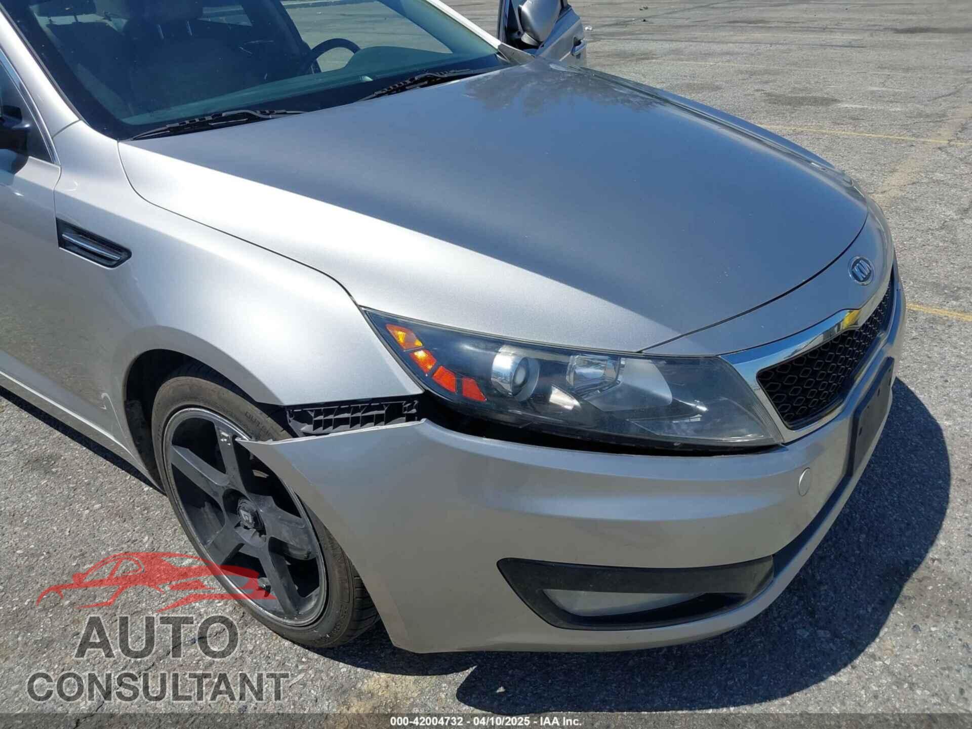 KIA OPTIMA 2011 - KNAGN4A79B5071994